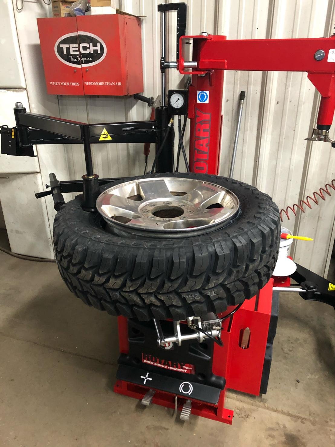 Rotary 146 Tire Changer — Coastal Equipment Inc.