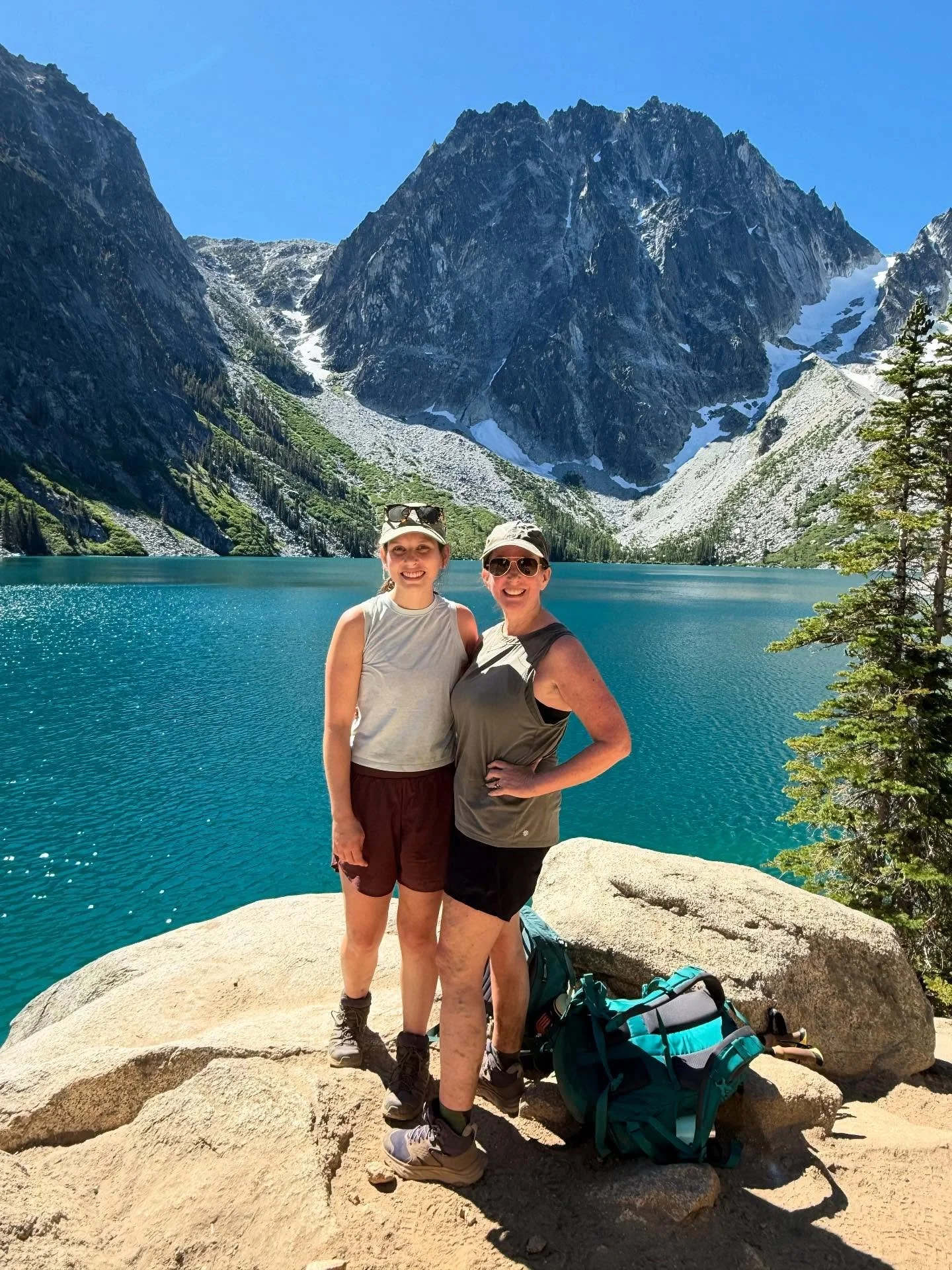 Had the best day hiking Colchuck Lake Trail with @msternitzky !