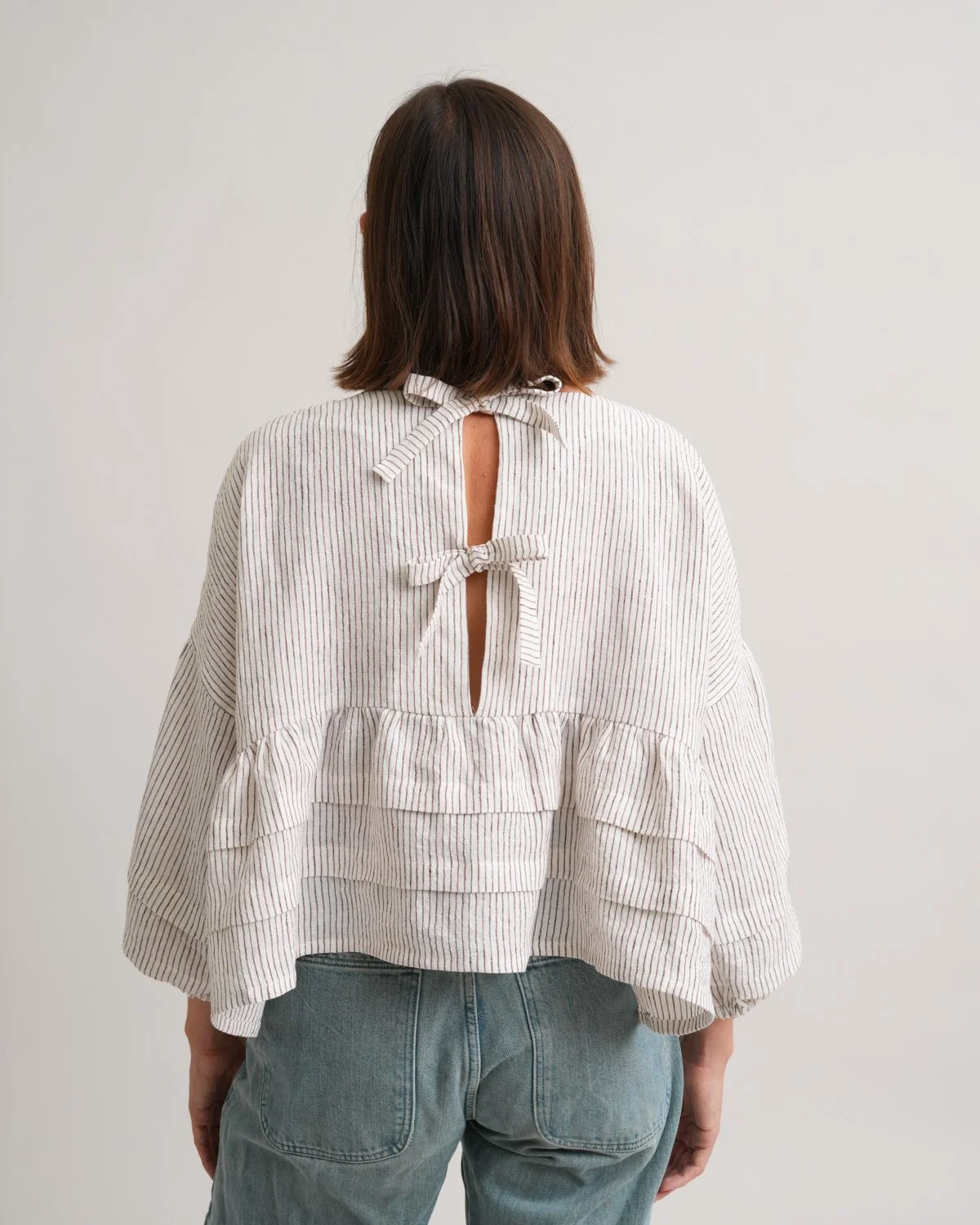 Pintuck-Poet-Blouse--03.jpg