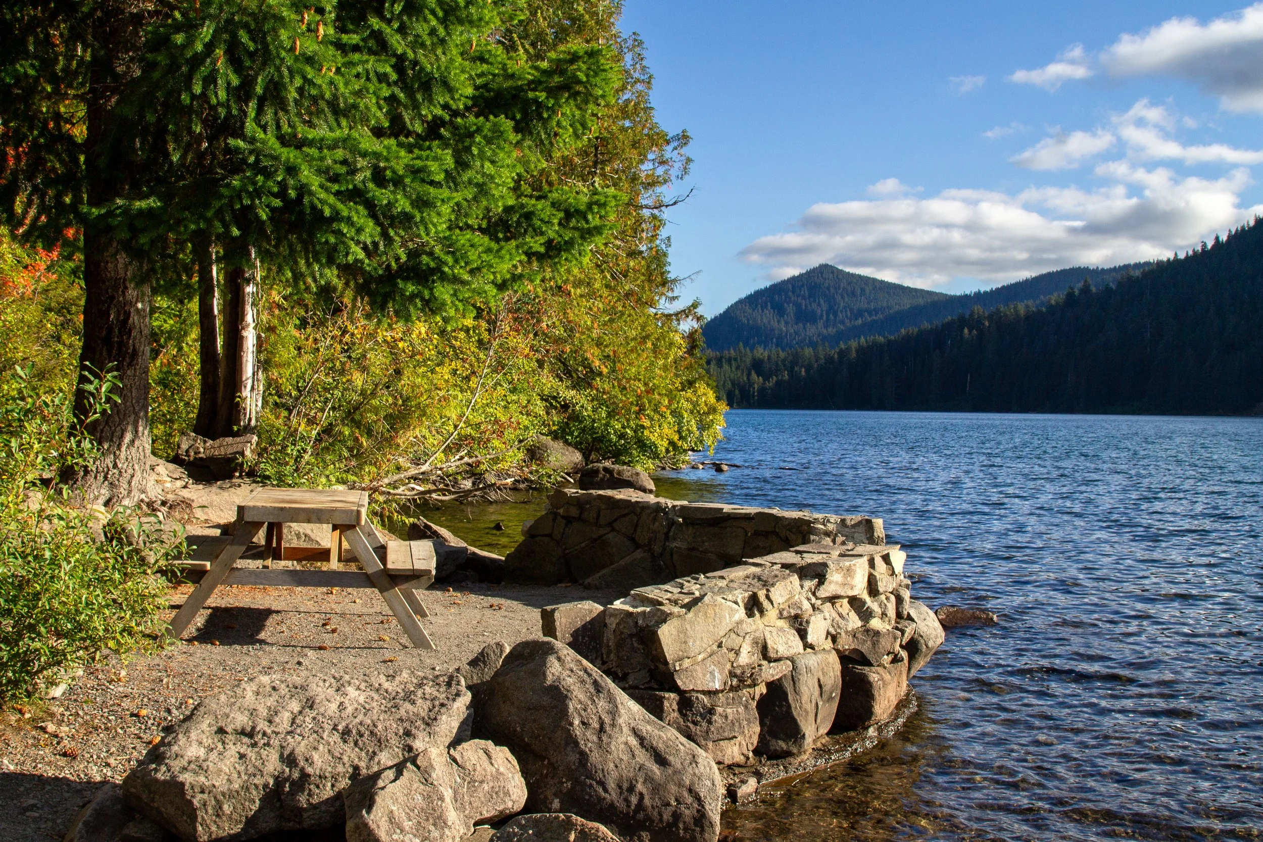 Picnic table next to Lost Lake