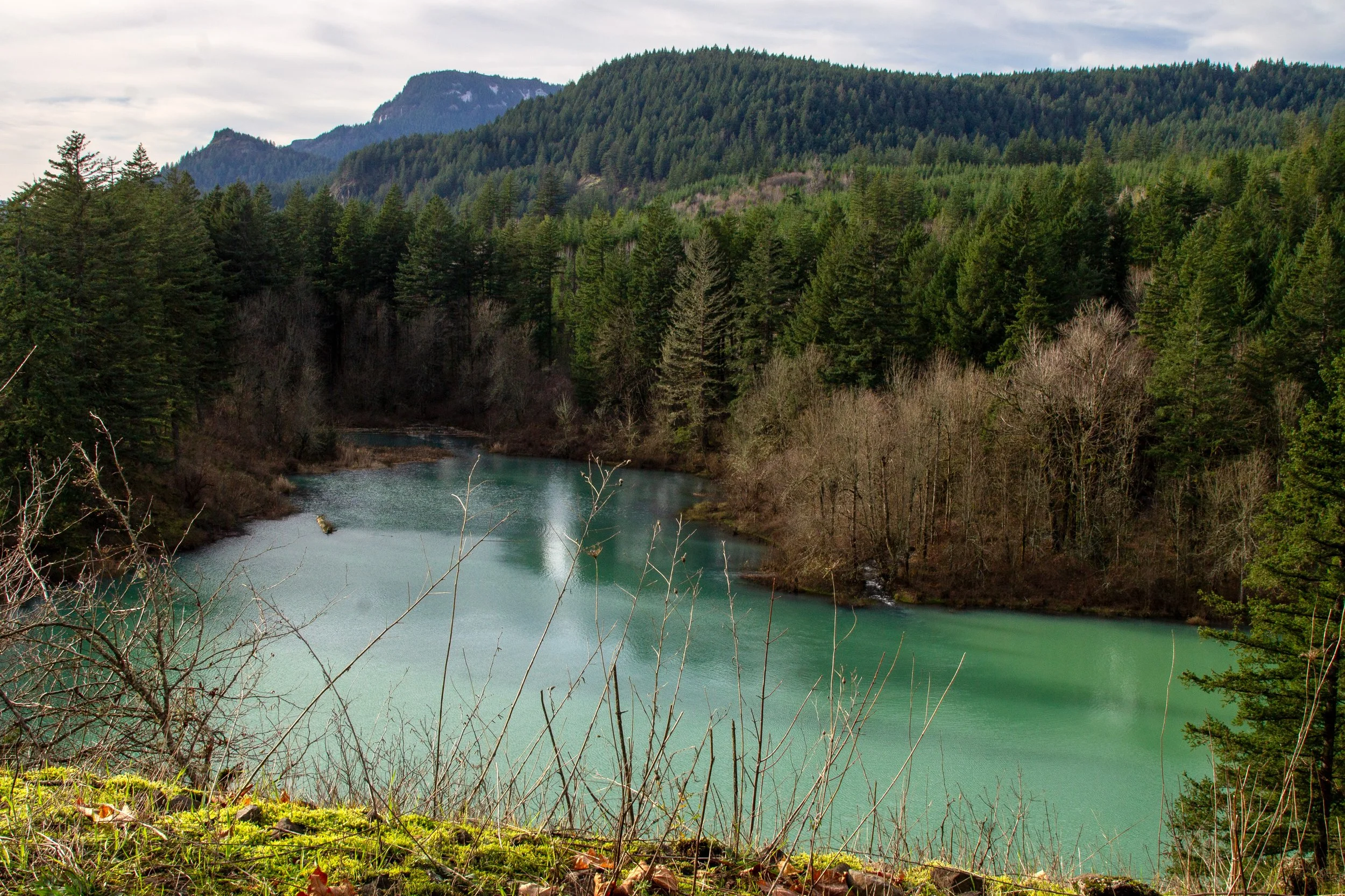 Gillette Lake with Hamilton Mountain behind