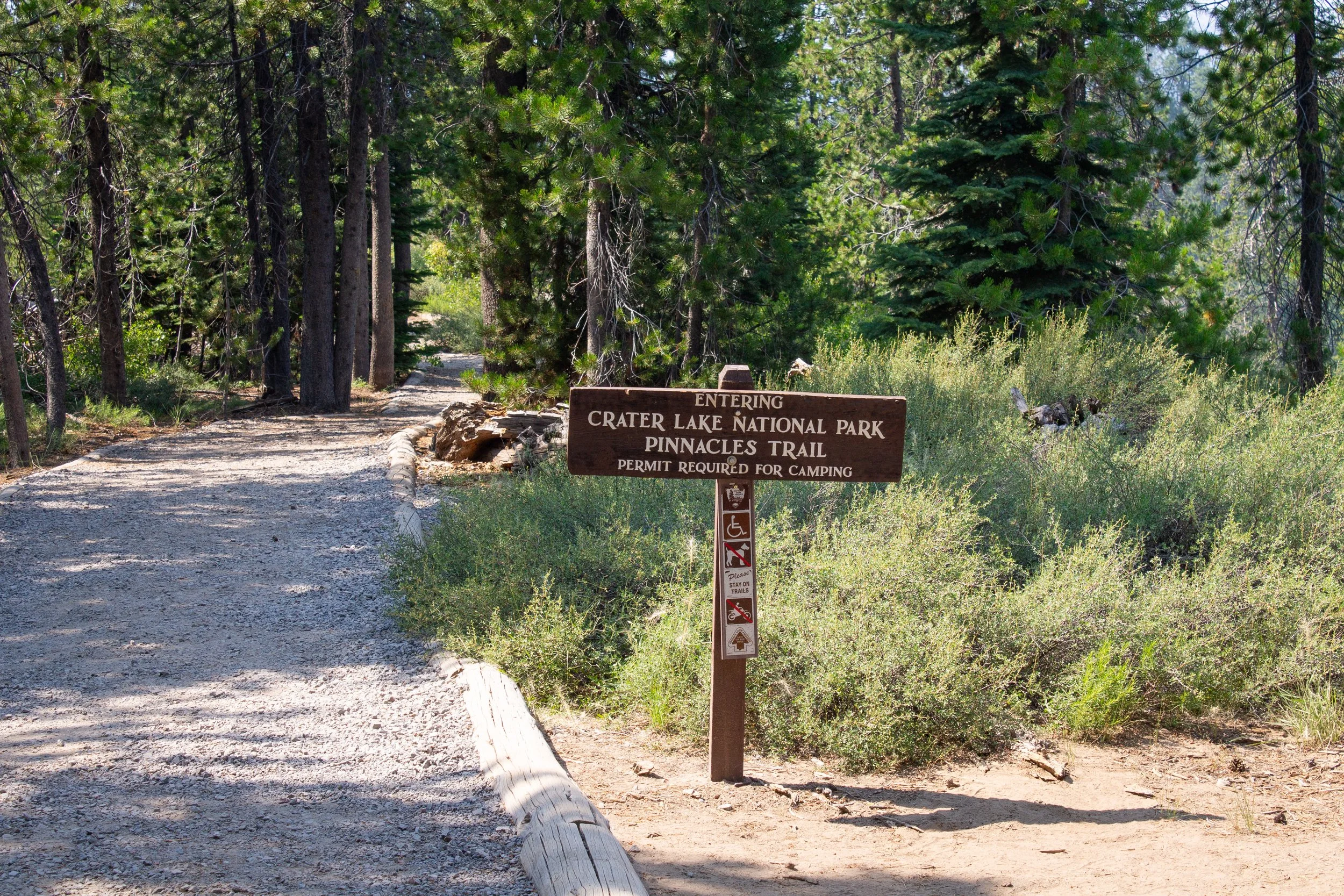 Sign at the end of the Pinnacles Trail