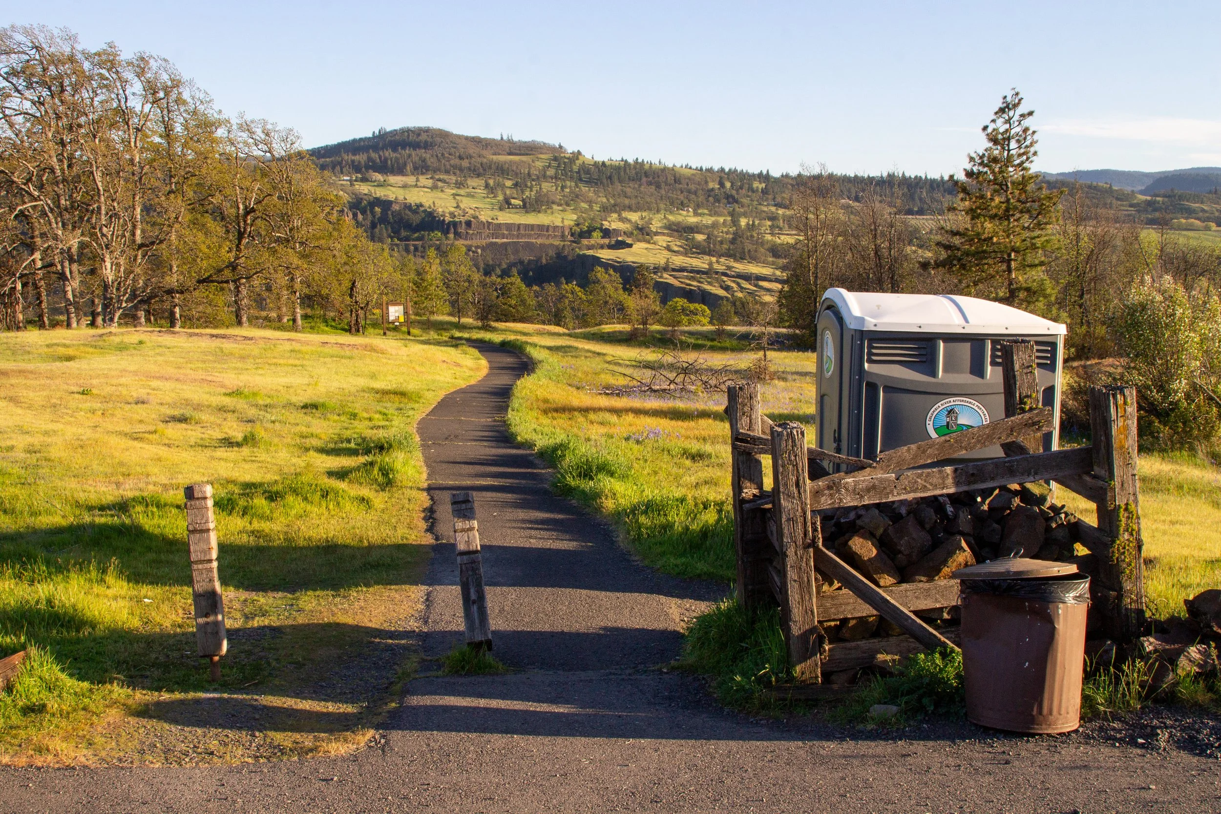 Lower Catherine Creek Trailhead and paved trail