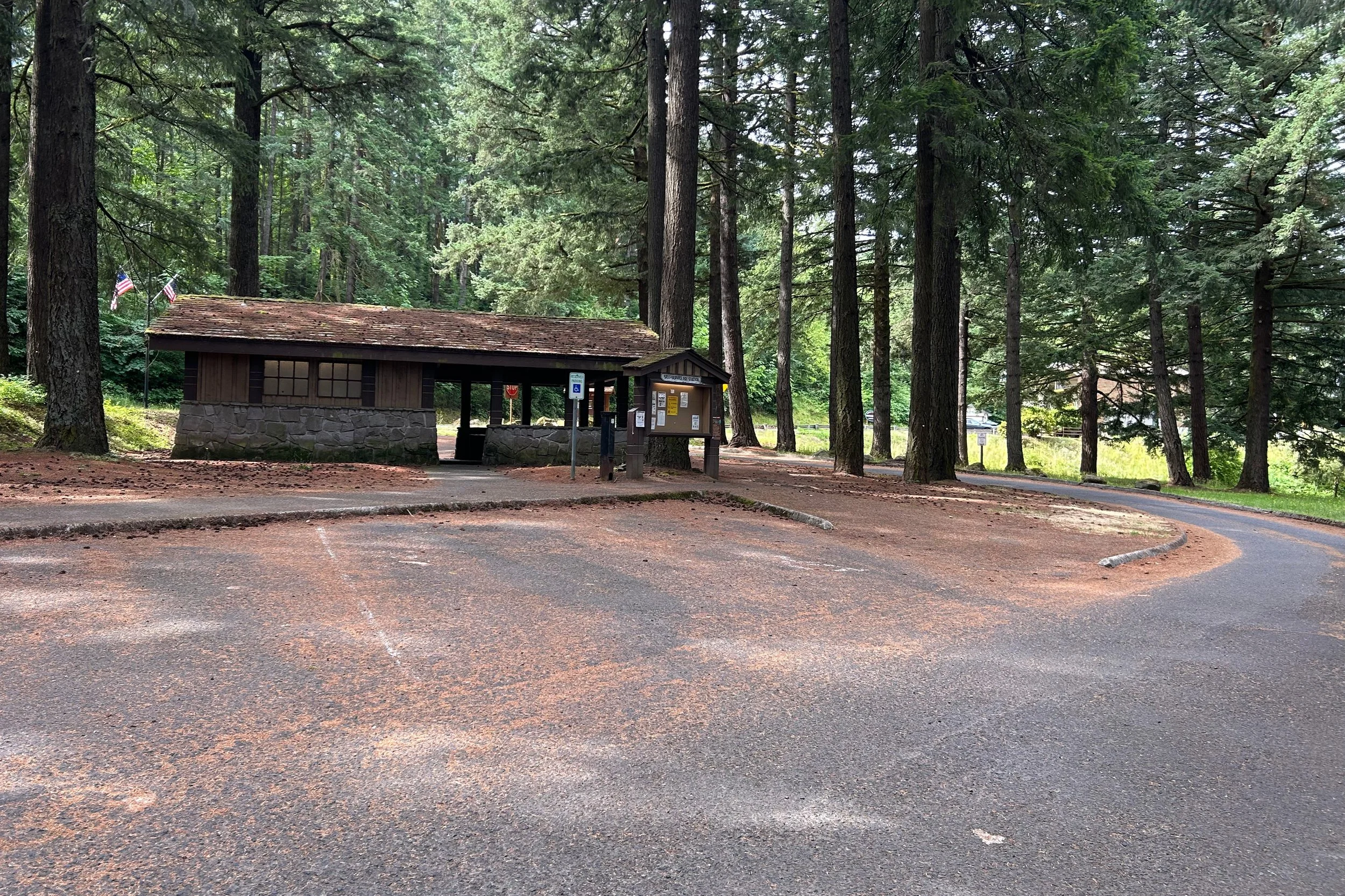 Toll Bridge Park parking lot
