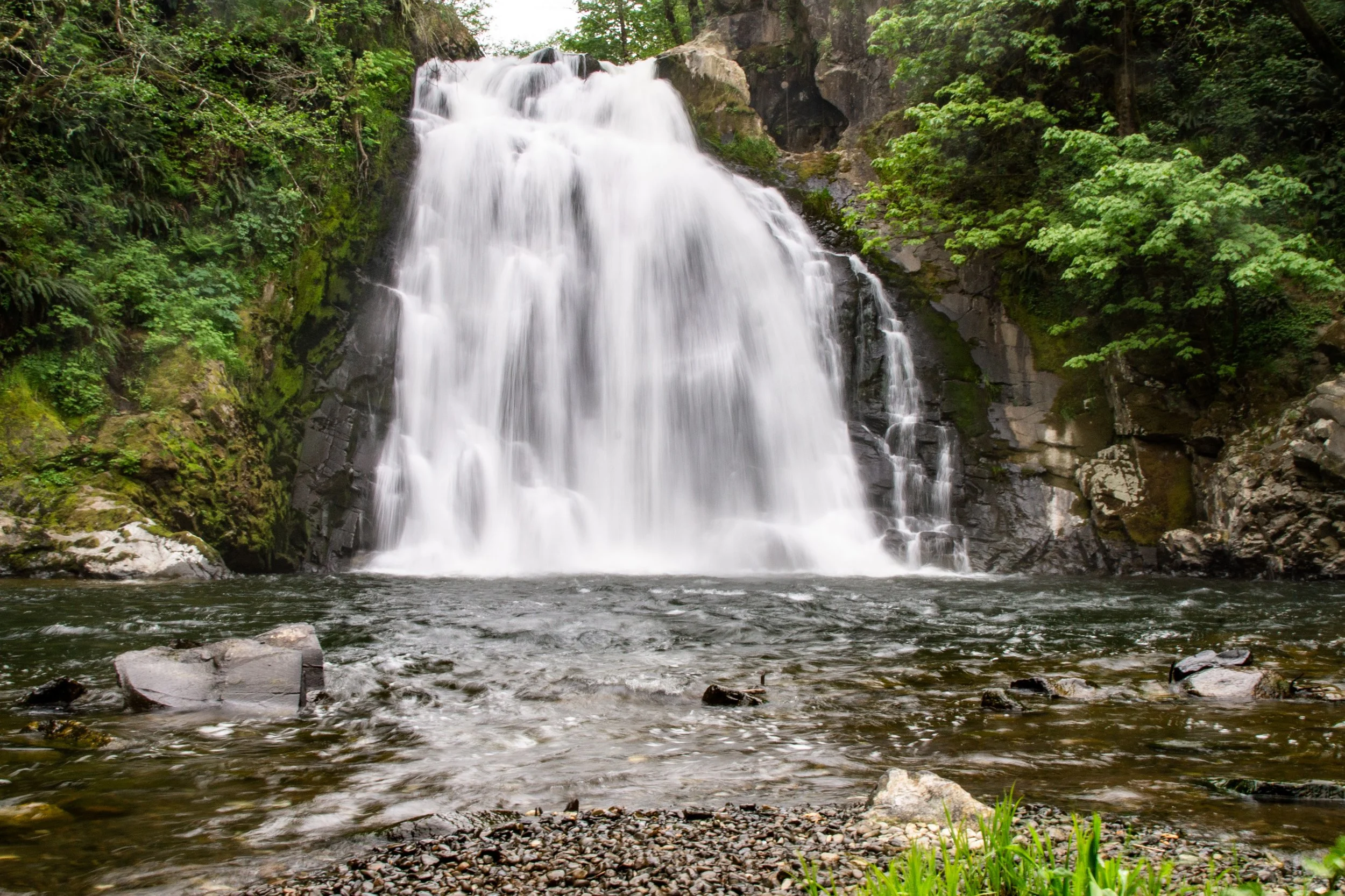 Youngs River Falls and plunge pool