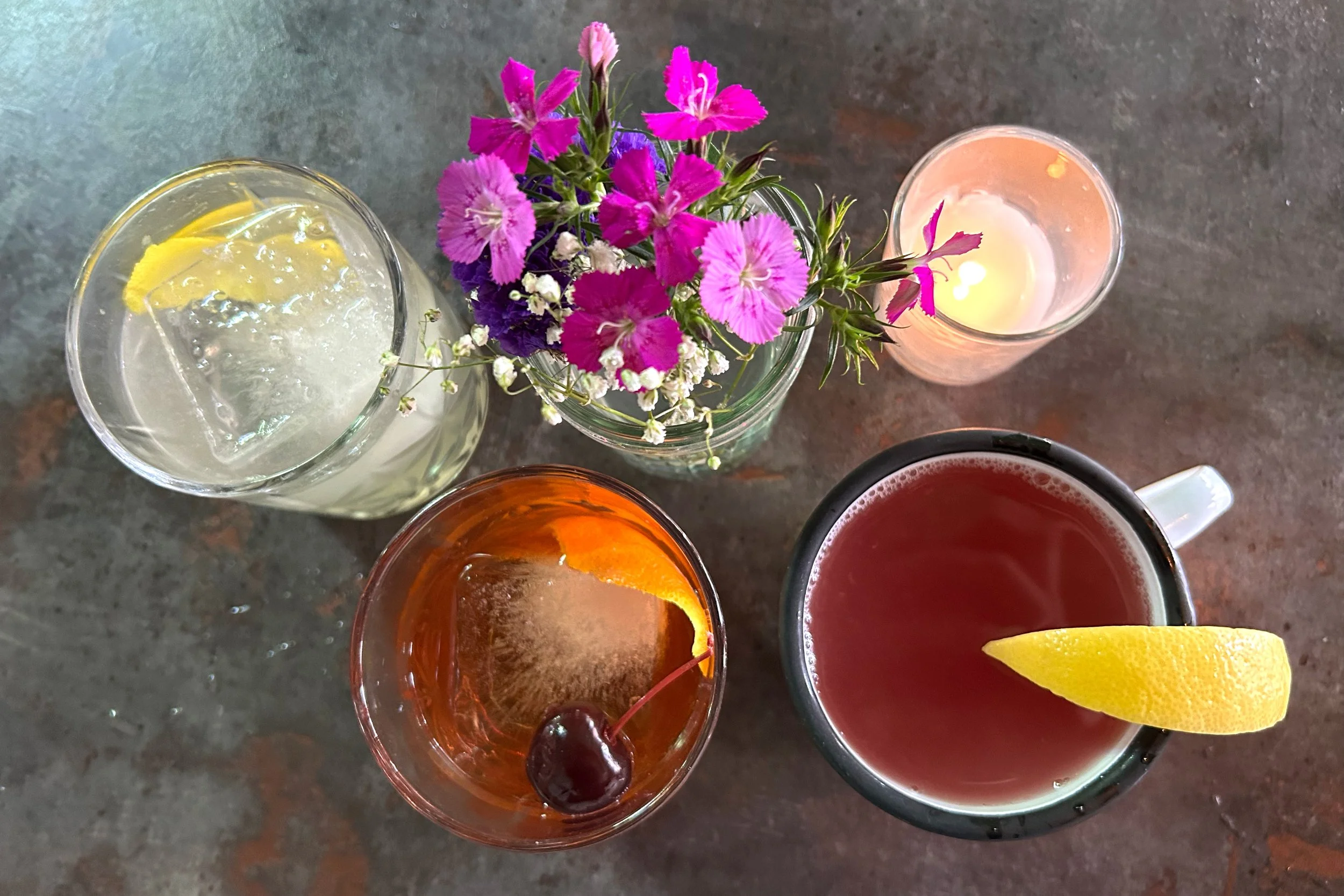 9 Coolest Cocktail Bars in Bend