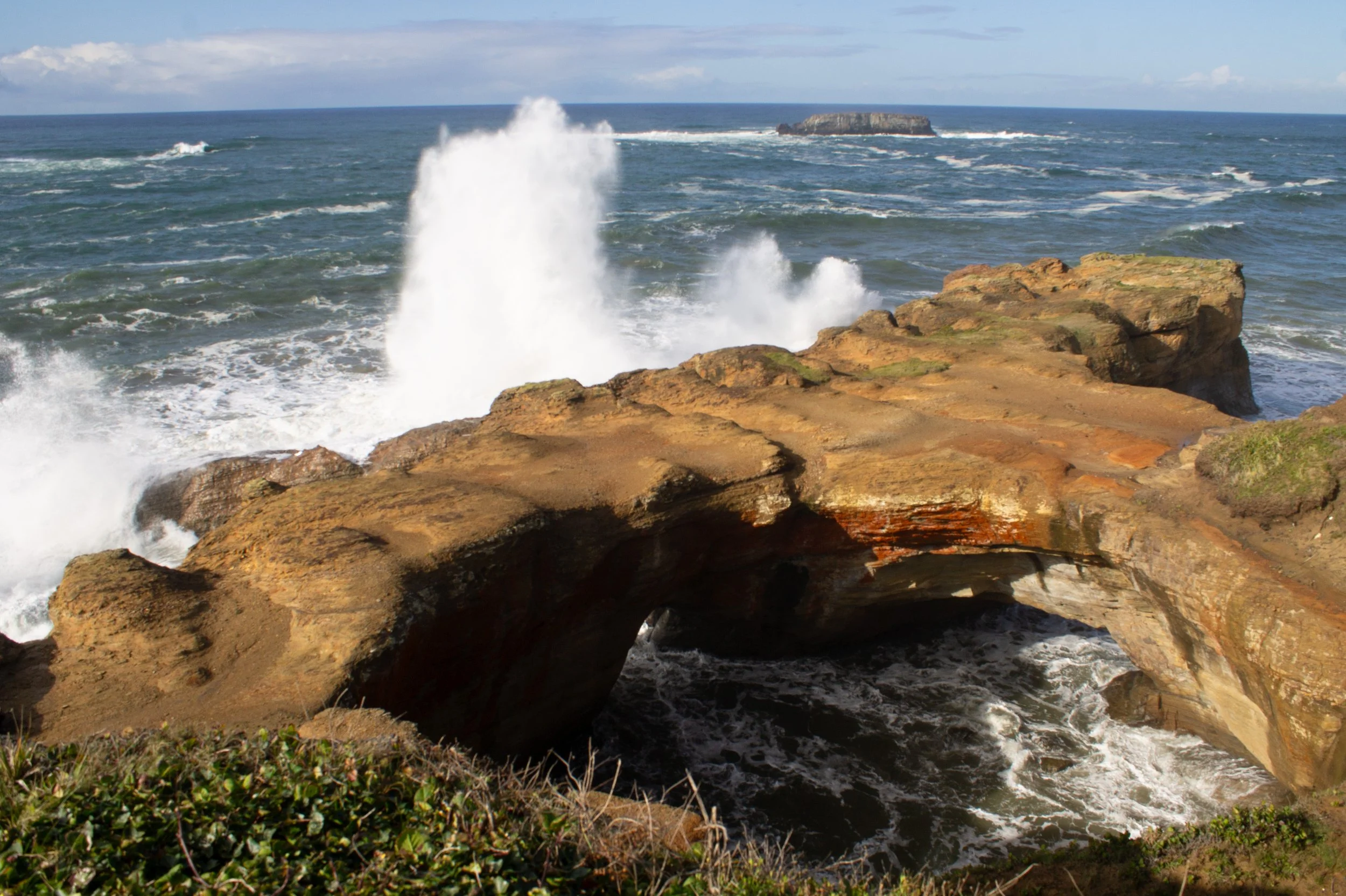 Waves crash against Devils Punchbowl