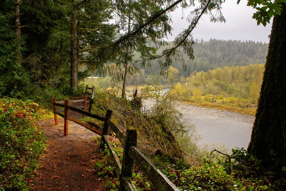 15 Stunning Fall Color Hikes near Portland — Pines and Vines