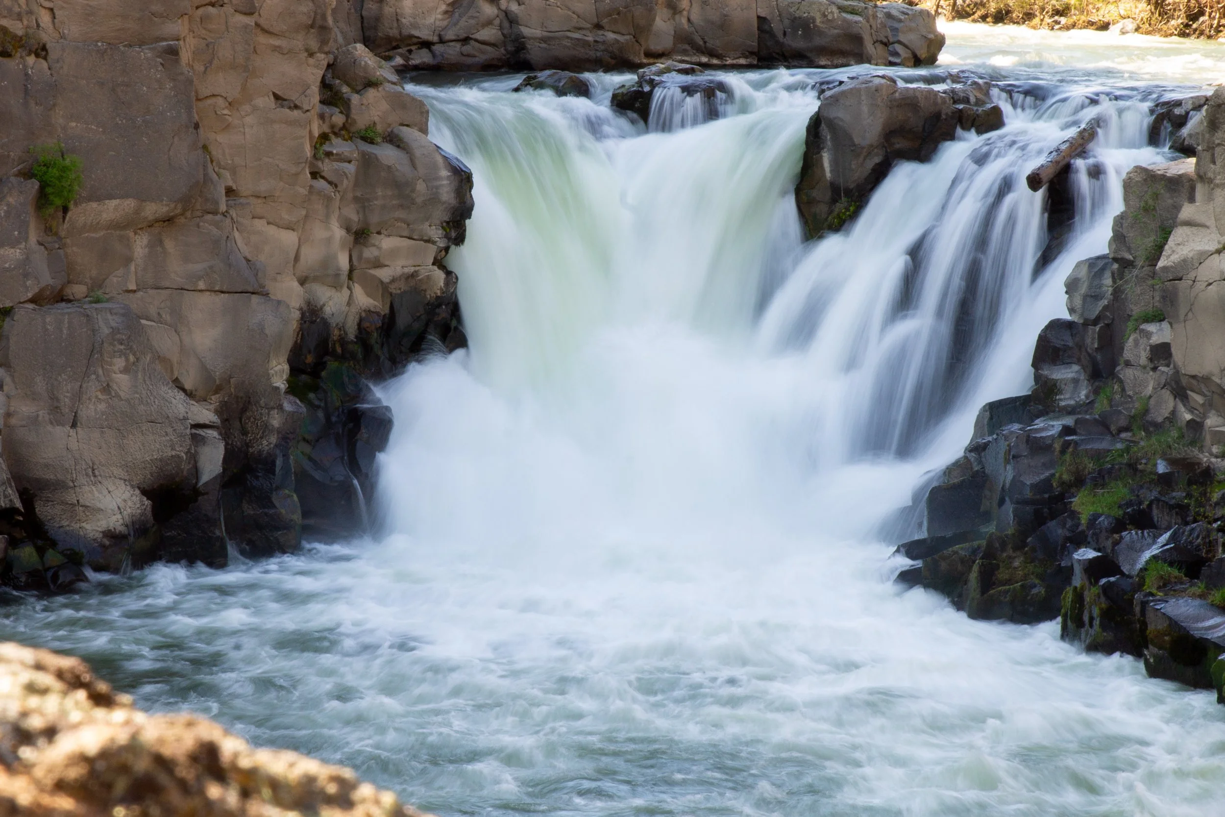 Lower White River Falls