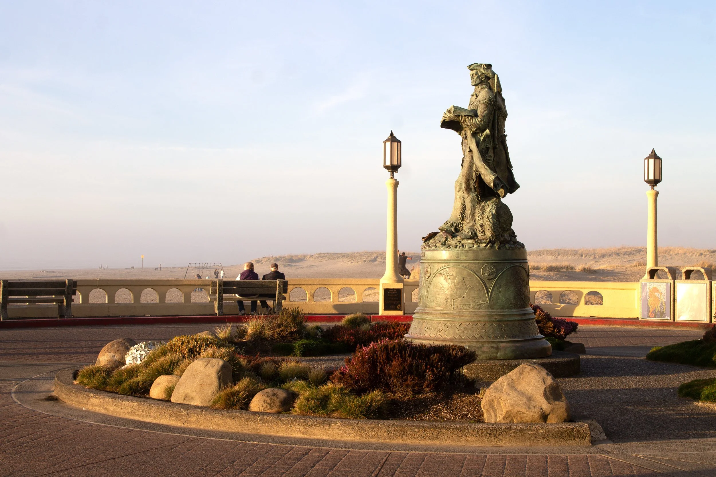 Statue of Lewis and Clark faces ocean