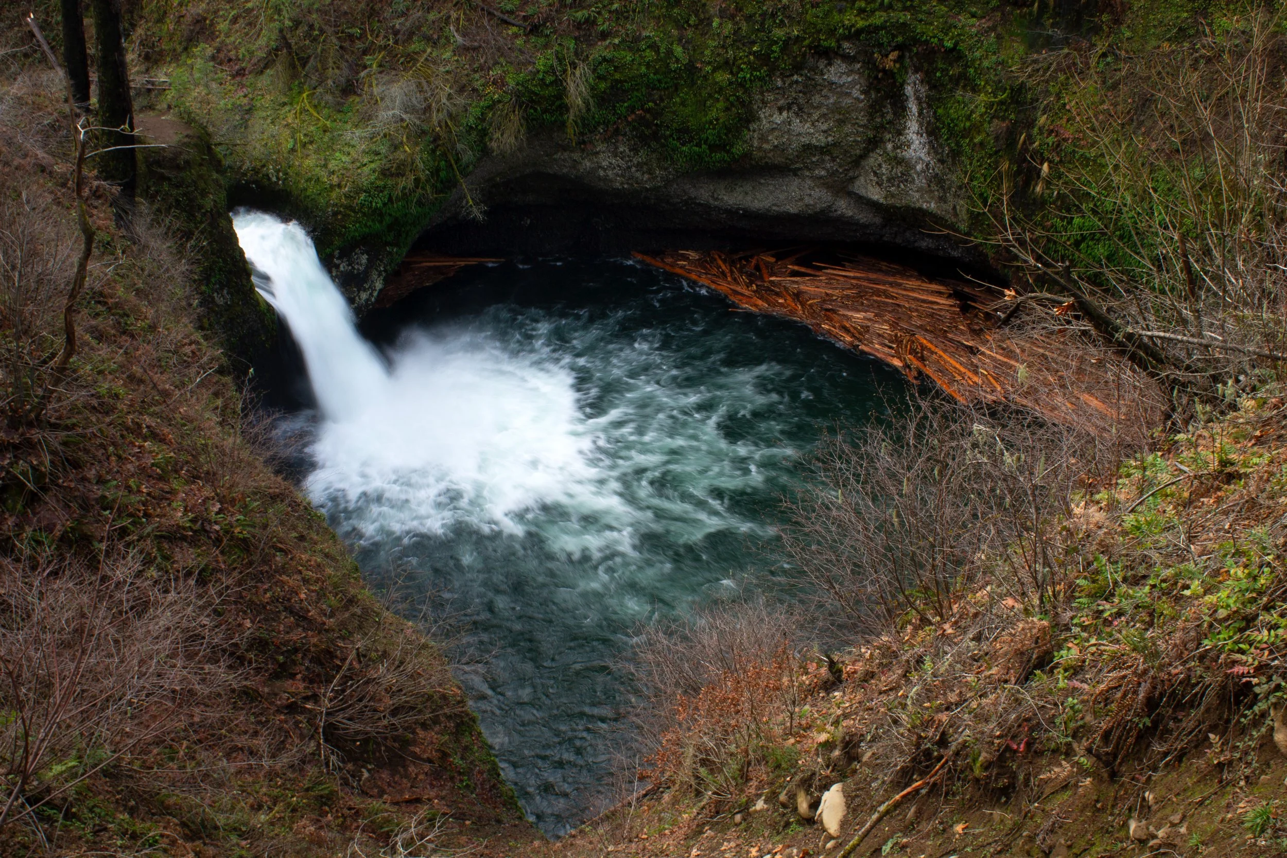 Punch Bowl Falls in the winter