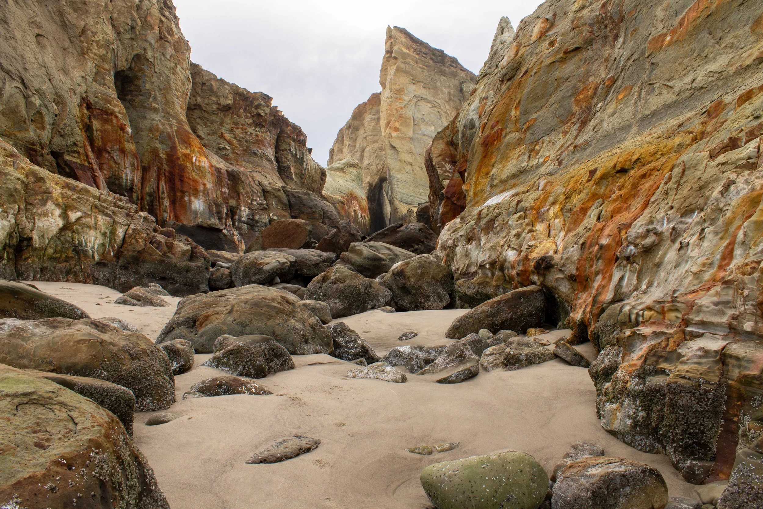Sandstone boulders and cliffs