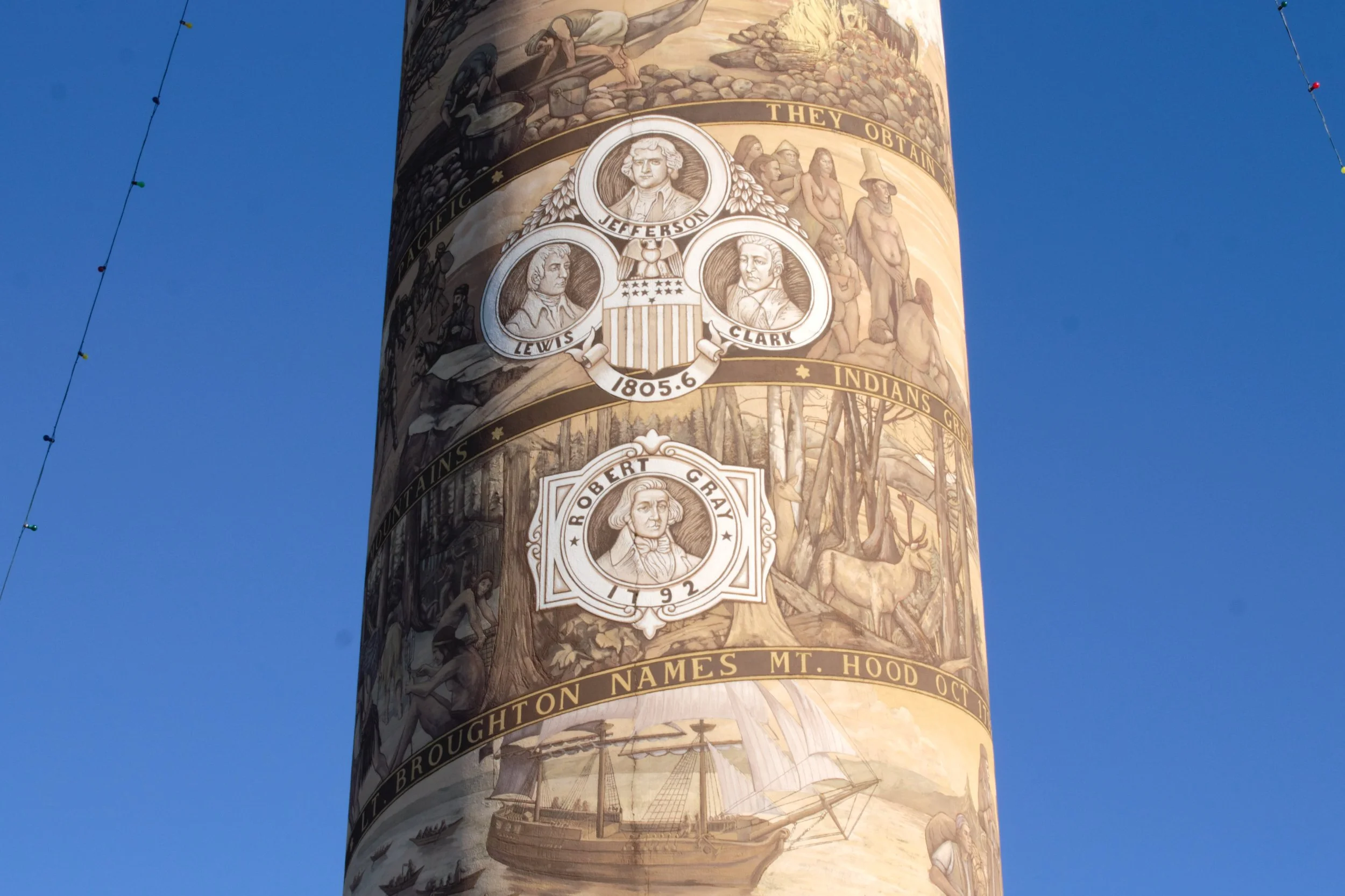 Astroia Column All about Visiting the Astoria Column — Pines and Vines — Pines and Vines