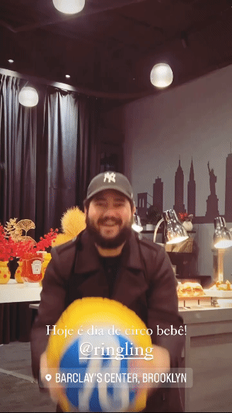 eltondavel2ringling.gif