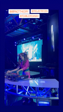 bateeza_3106525626639842815_257313365_AdobeExpress.gif