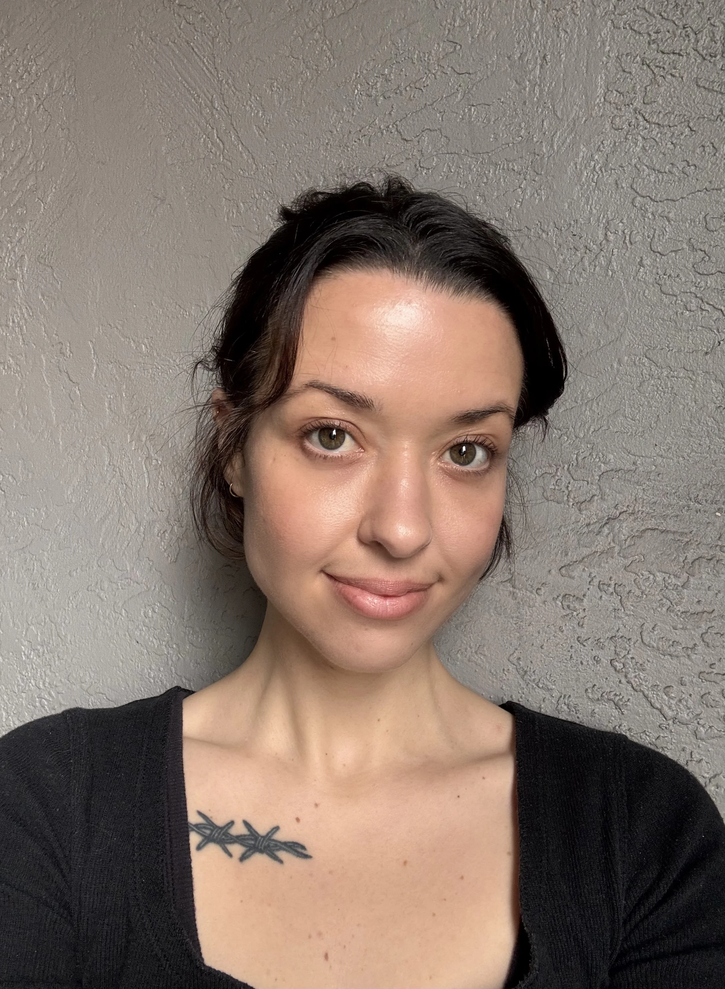 Psychodynamic therapist, relational, client-led, attachment wounding, codependency. Healing communication and connection.