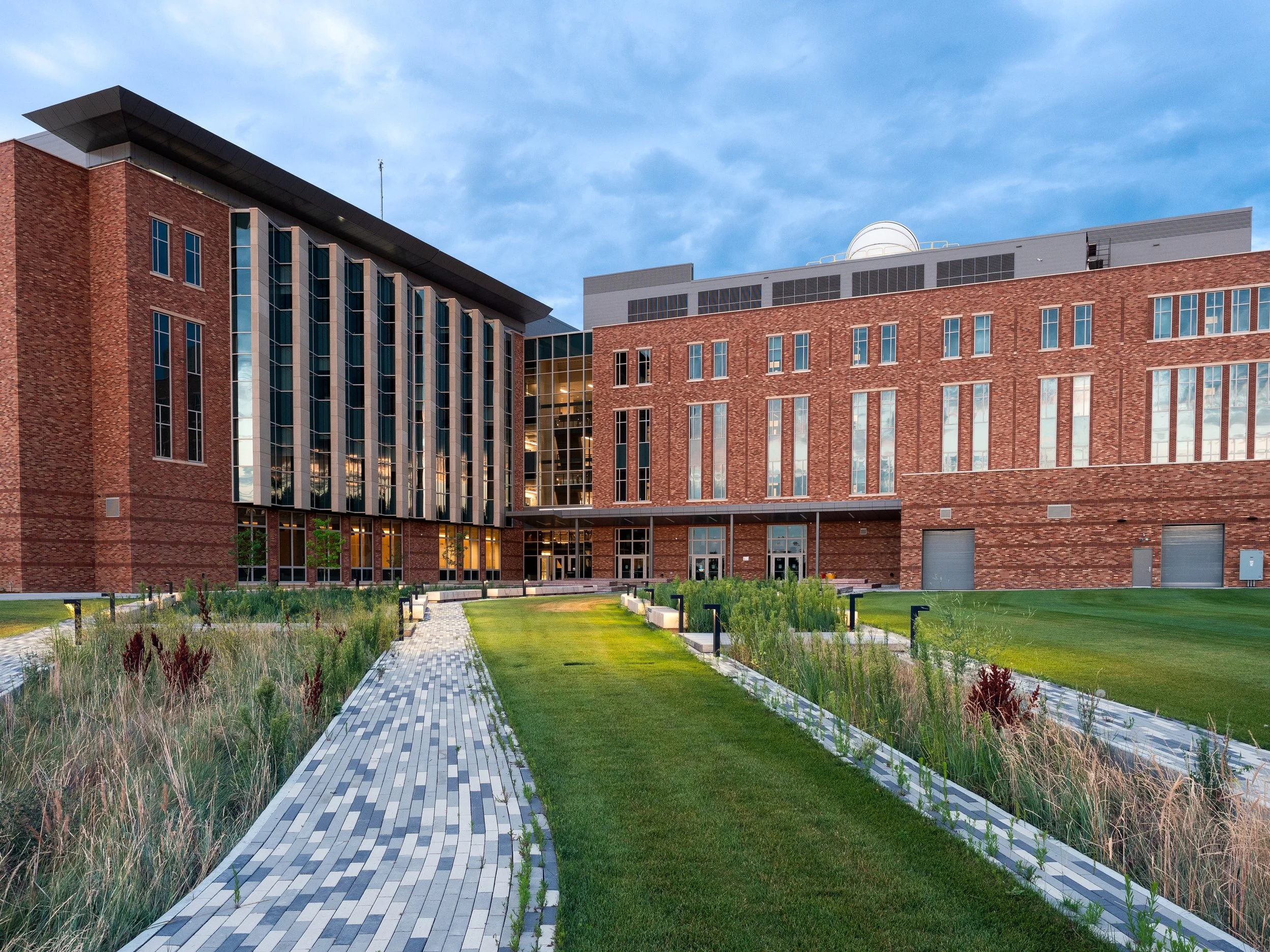 CU Aerospace P1199944.jpg