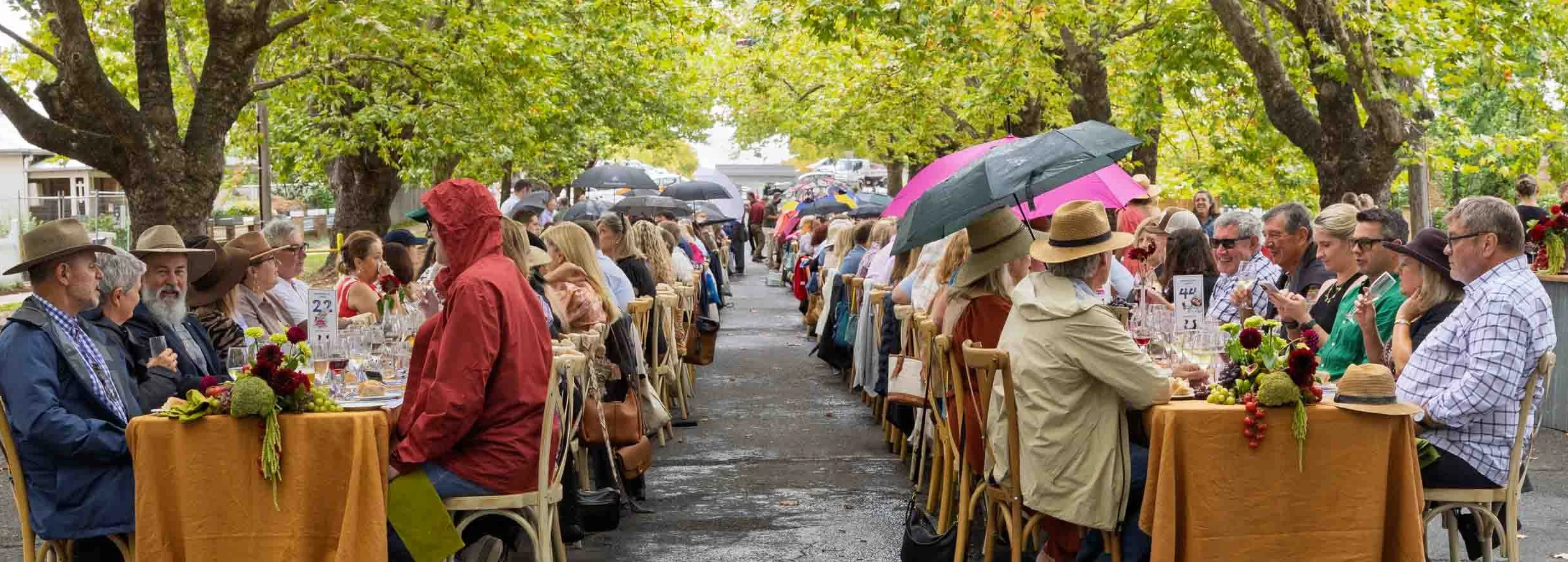 sampson-street-lunch-food-festival-orange-nsw-tania-kuegler-photography.png