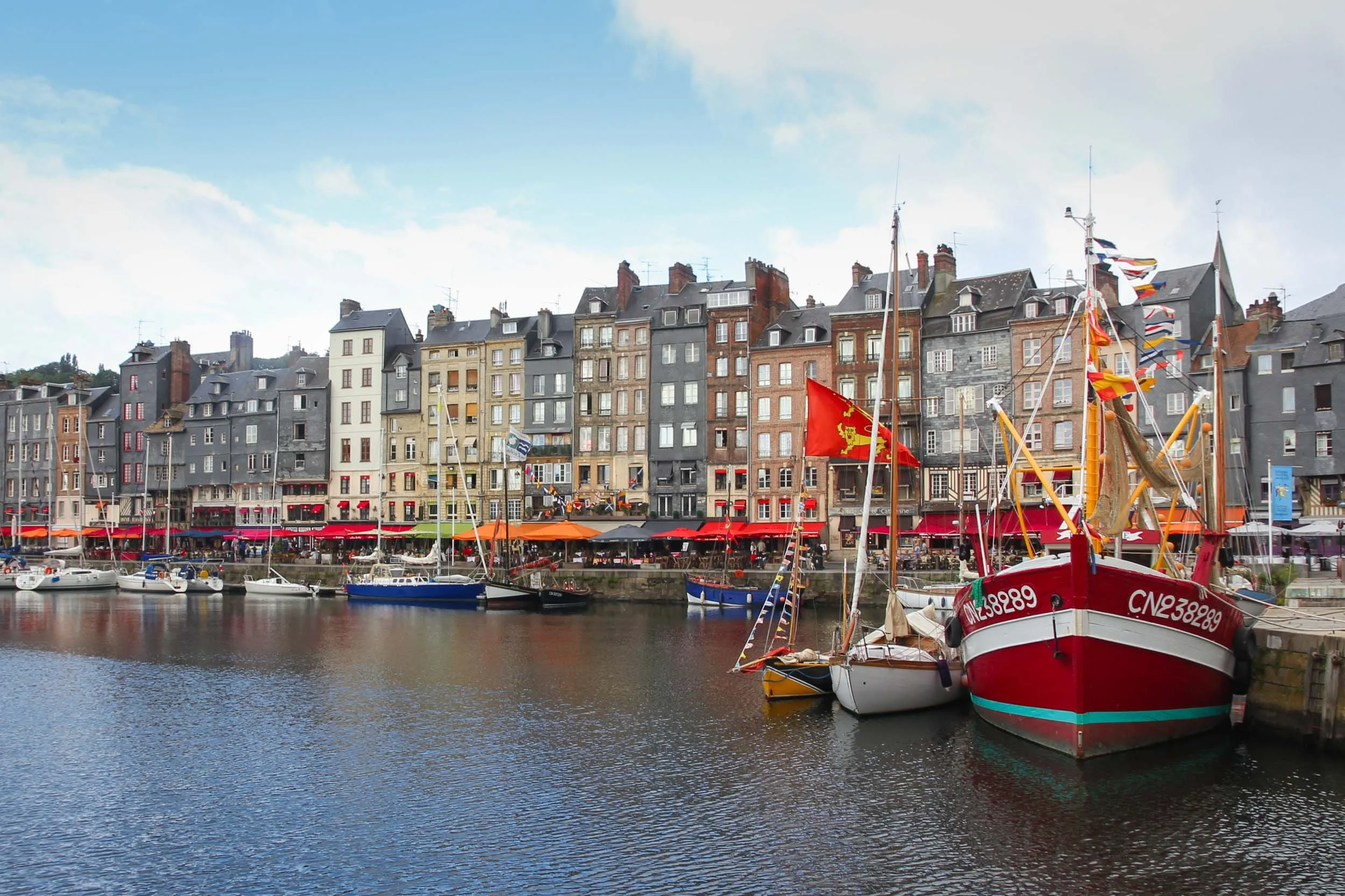 france-honfluer-harbour-boats.jpg