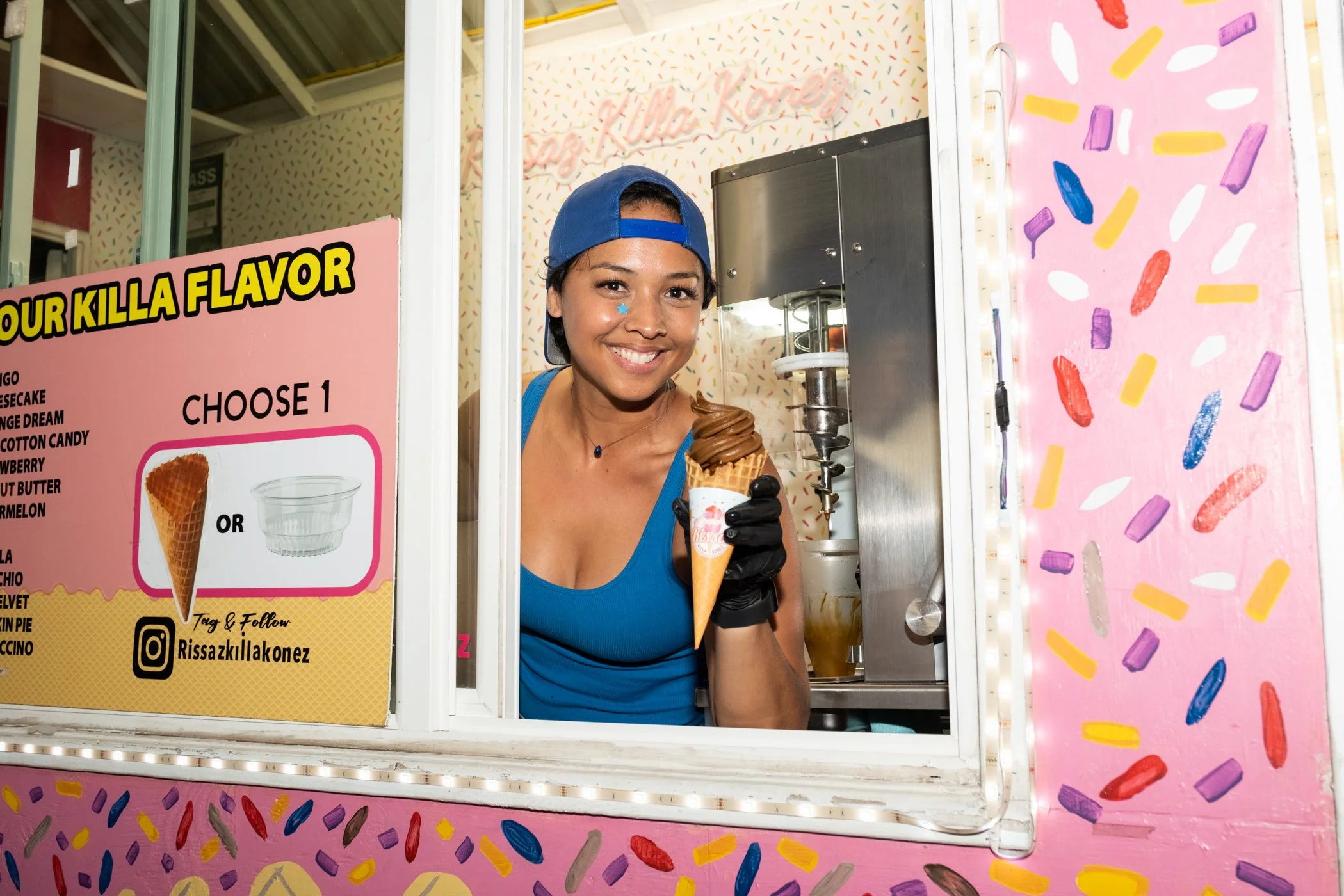 FOODLAND-030423-75TH ANNIVERSARY-4X6@350DPI-AC-136.jpg