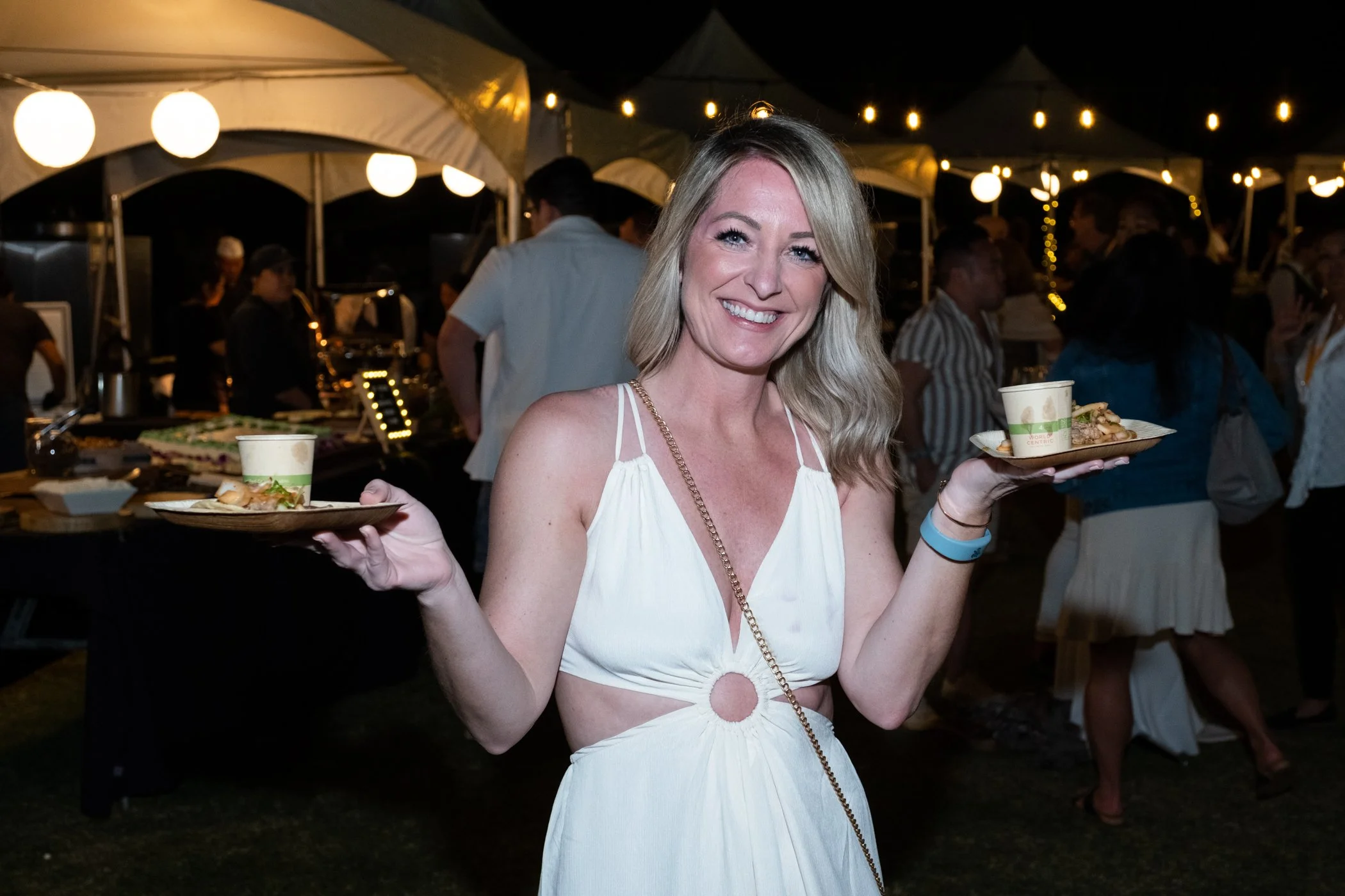 FOODLAND-030423-75TH ANNIVERSARY-4X6@350DPI-AC-153.jpg