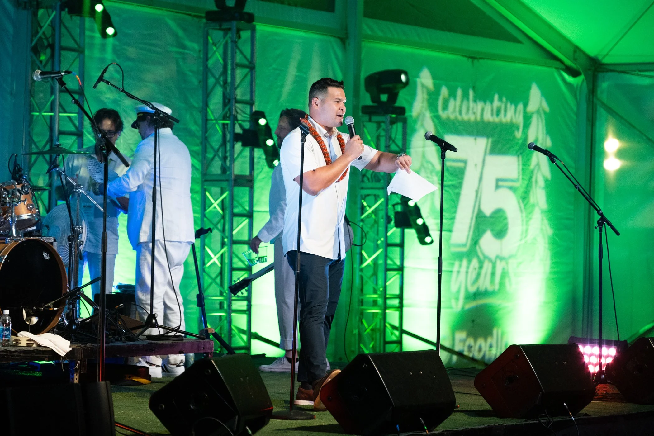 FOODLAND-030423-75TH ANNIVERSARY-4X6@350DPI-AC-168.jpg