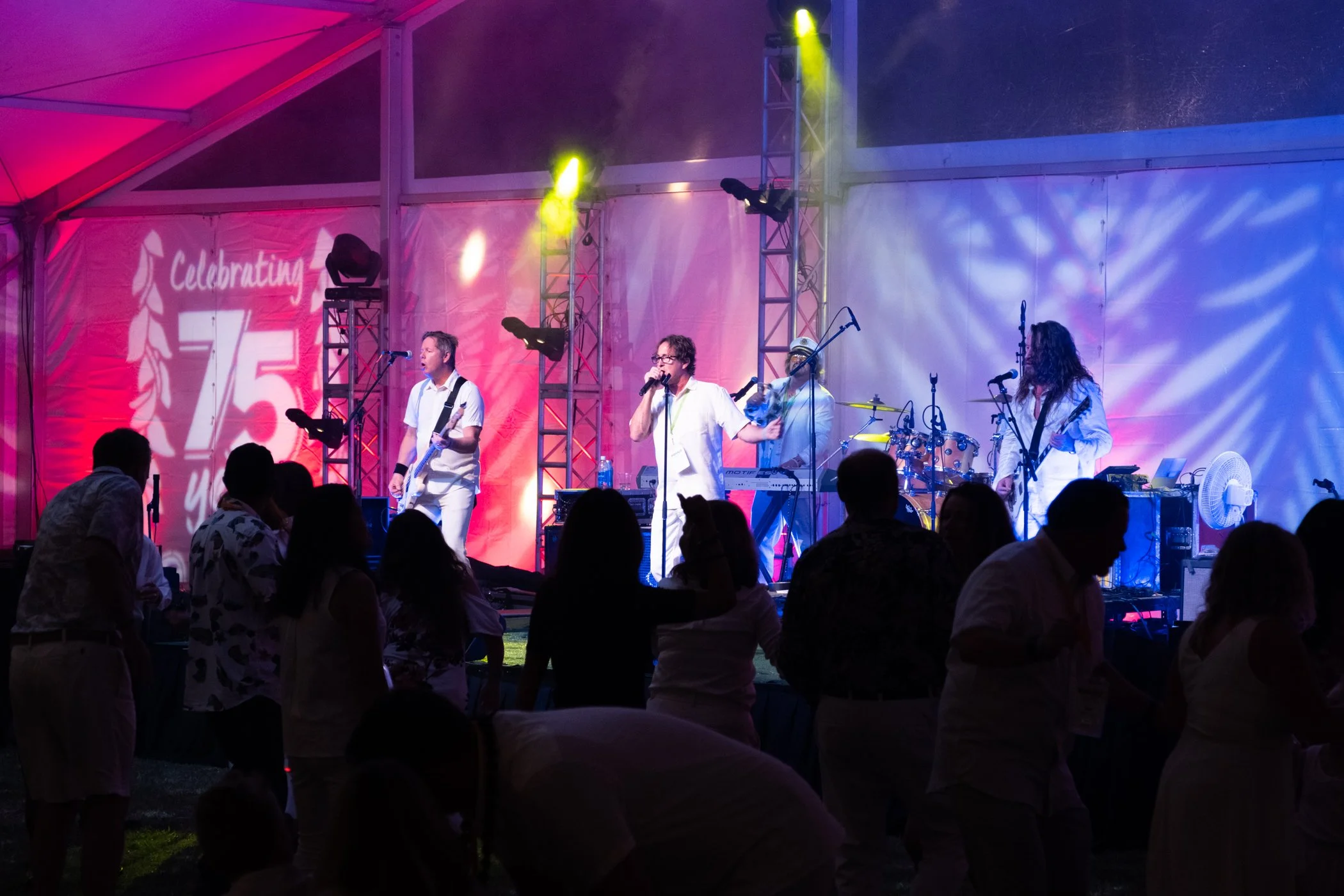 FOODLAND-030423-75TH ANNIVERSARY-4X6@350DPI-AC-206.jpg