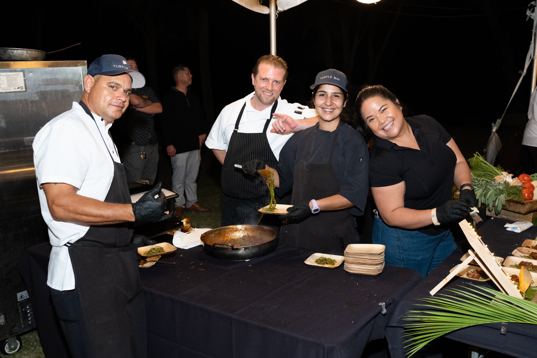 FOODLAND-030423-75TH ANNIVERSARY-4X6@350DPI-AC-156.jpg