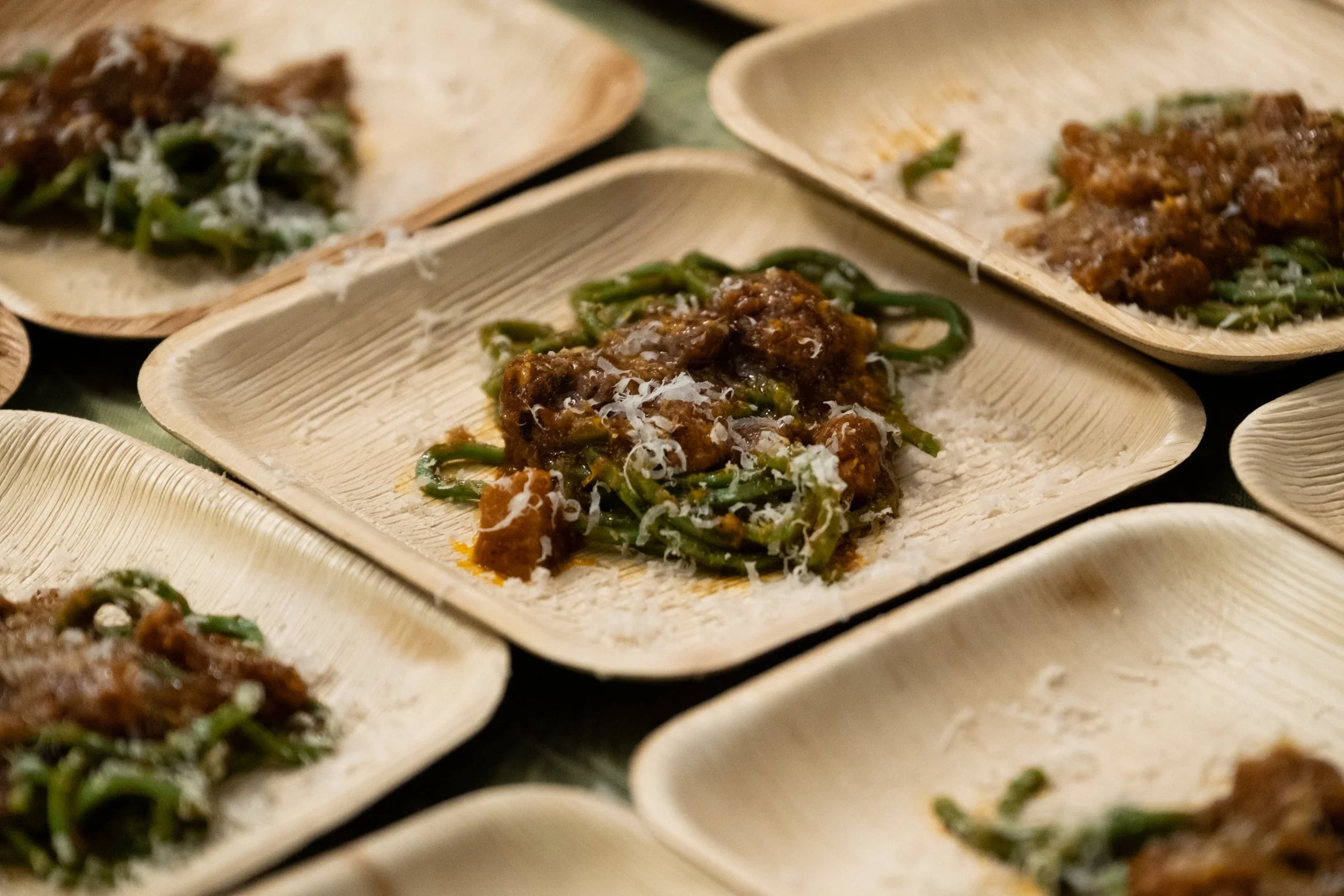 FOODLAND-030423-75TH ANNIVERSARY-4X6@350DPI-AC-160.jpg