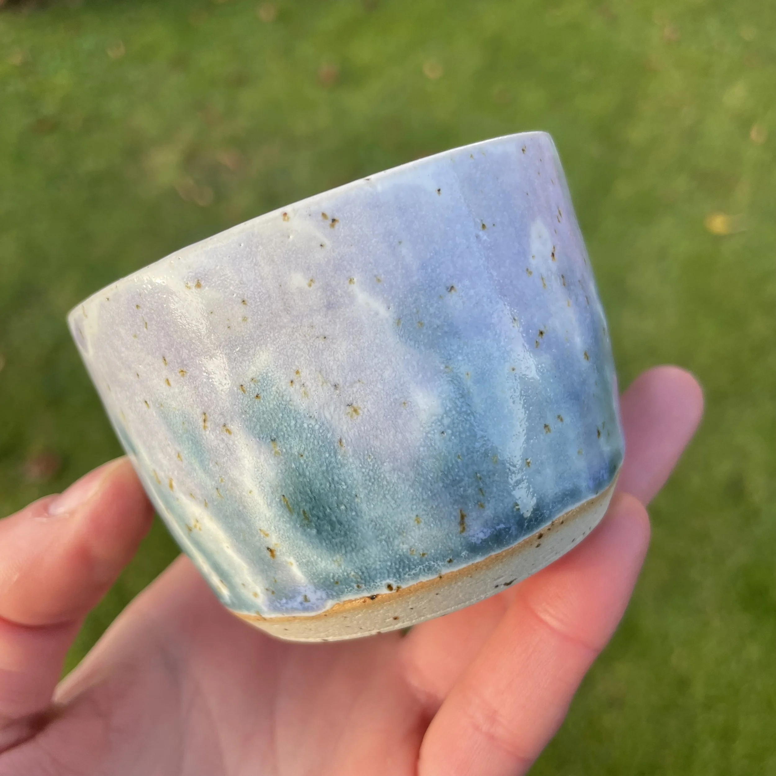 Becher Lavendel Feld