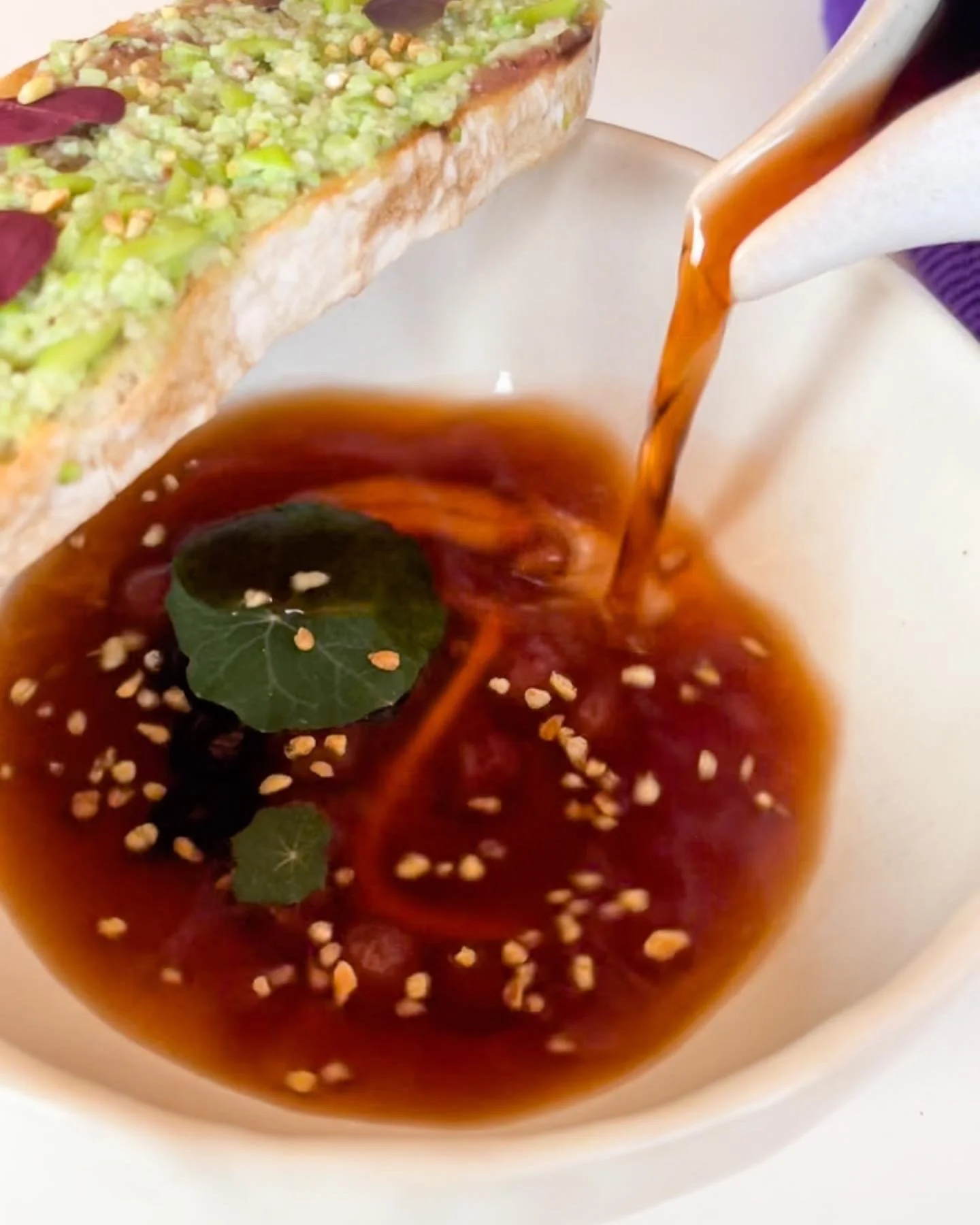 The Absurdities Experience⁣⁣⁣⁣⁣⁣⁣⁣⁣