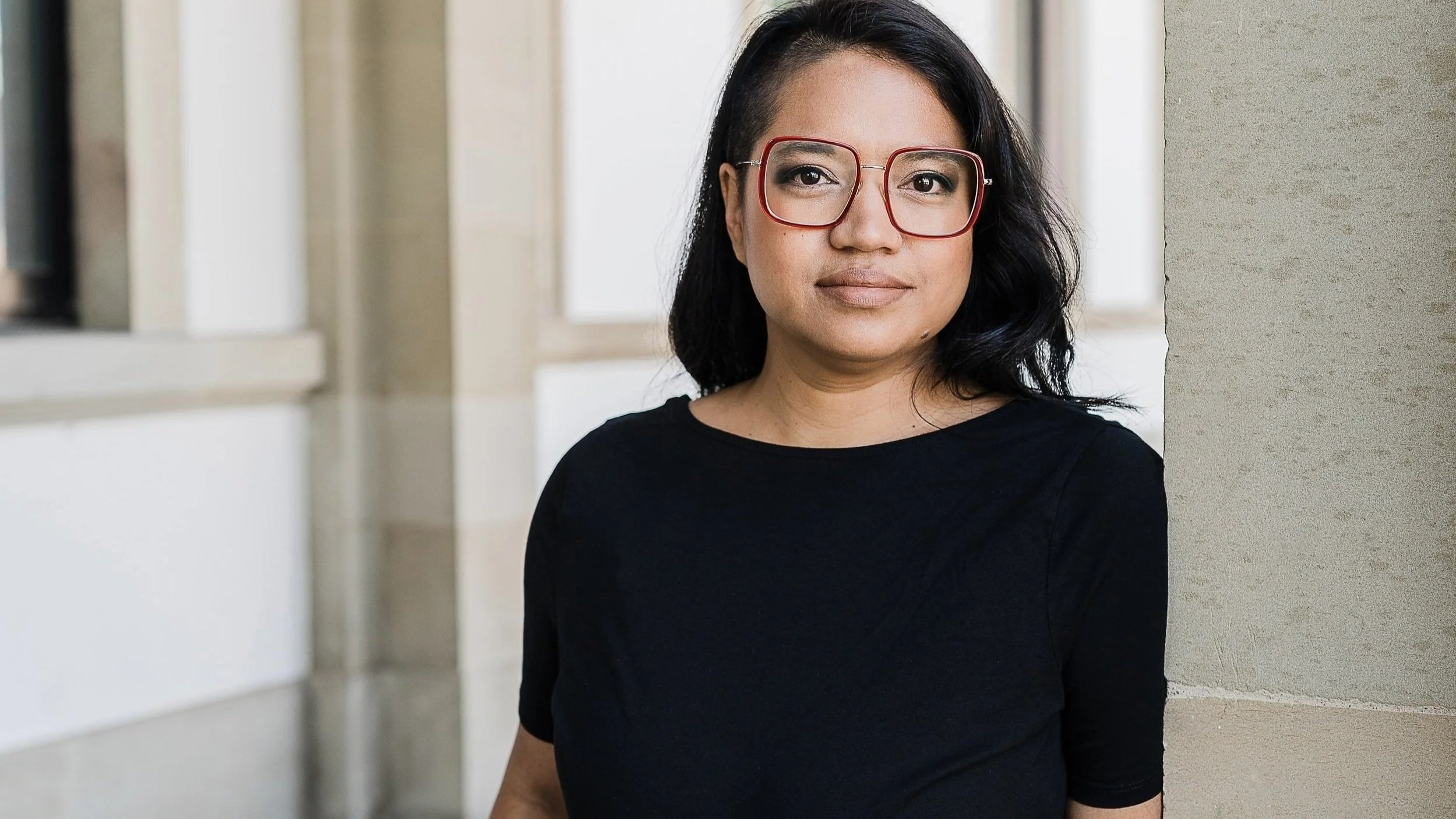 Anna Mendel Autorin Speaker Anrtirassismus Elternschaft Body Neutrality3.jpg