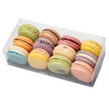 12 macarons.jpeg
