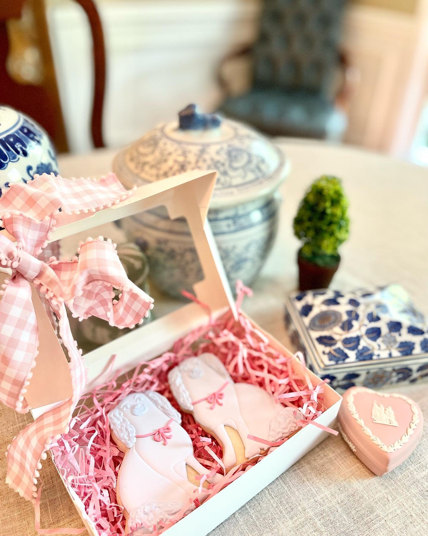 The Grandmillennial-inspired Mother&rsquo;s Day presale is live! This collection was curated by Nicole Letts from Grandmillennial Shop! 
🎀
Local pick-up only in Roswell -or- Oakhurst Village in Decatur on Saturday, 5/7/22 from 9am to 12pm. 
🎀
Order