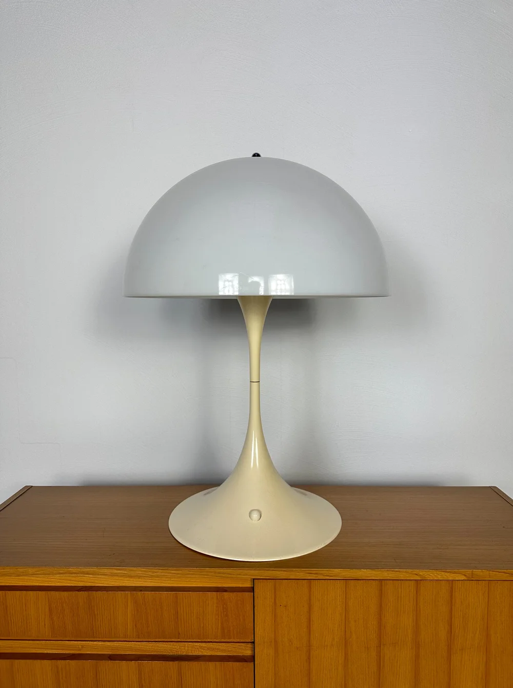 70s Vintage Panthella table lamp by Verner Panthon for Louis