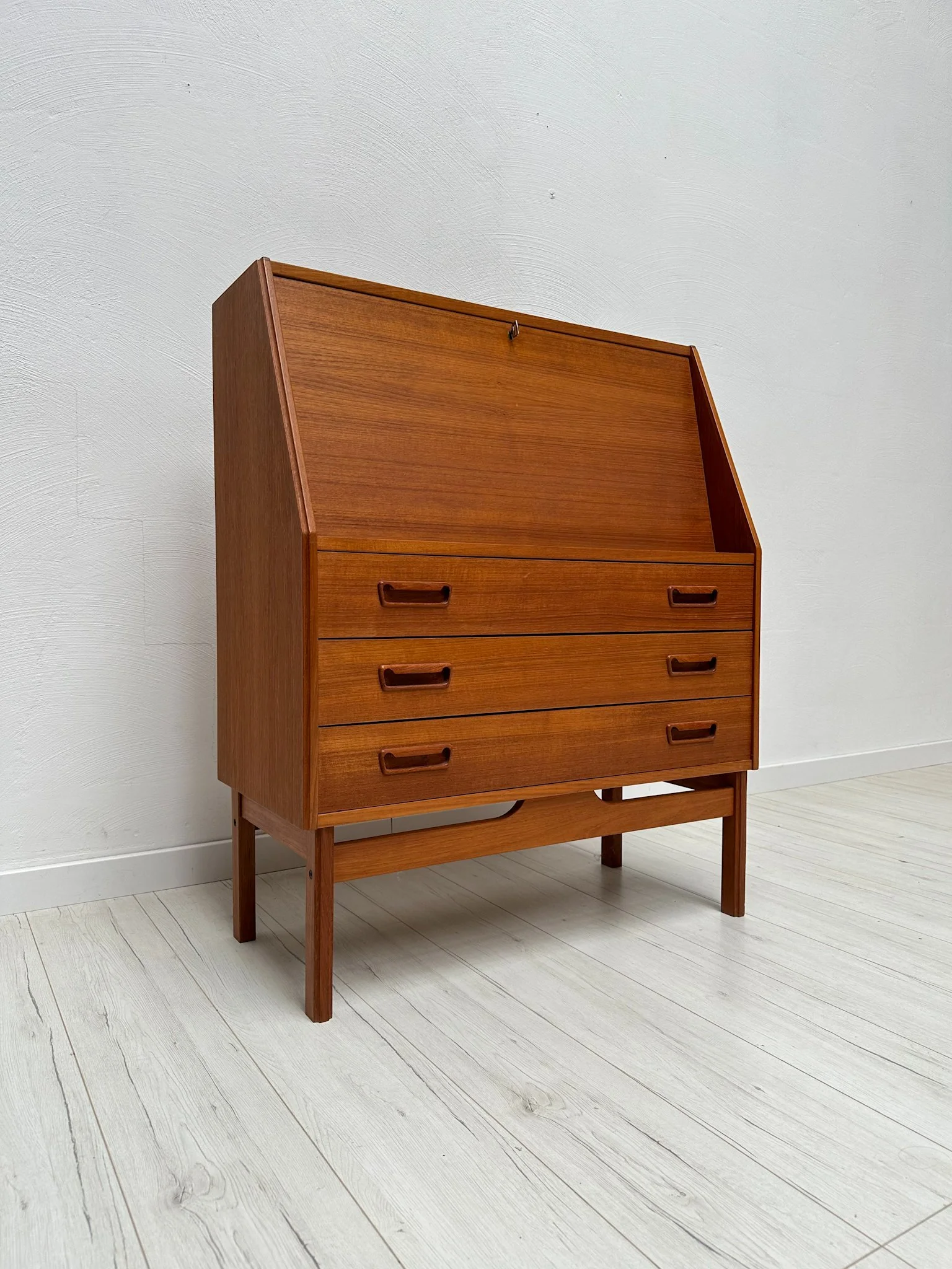 1960s Vintage Danish Design Teak Secretary by Dyrlund – detail 3