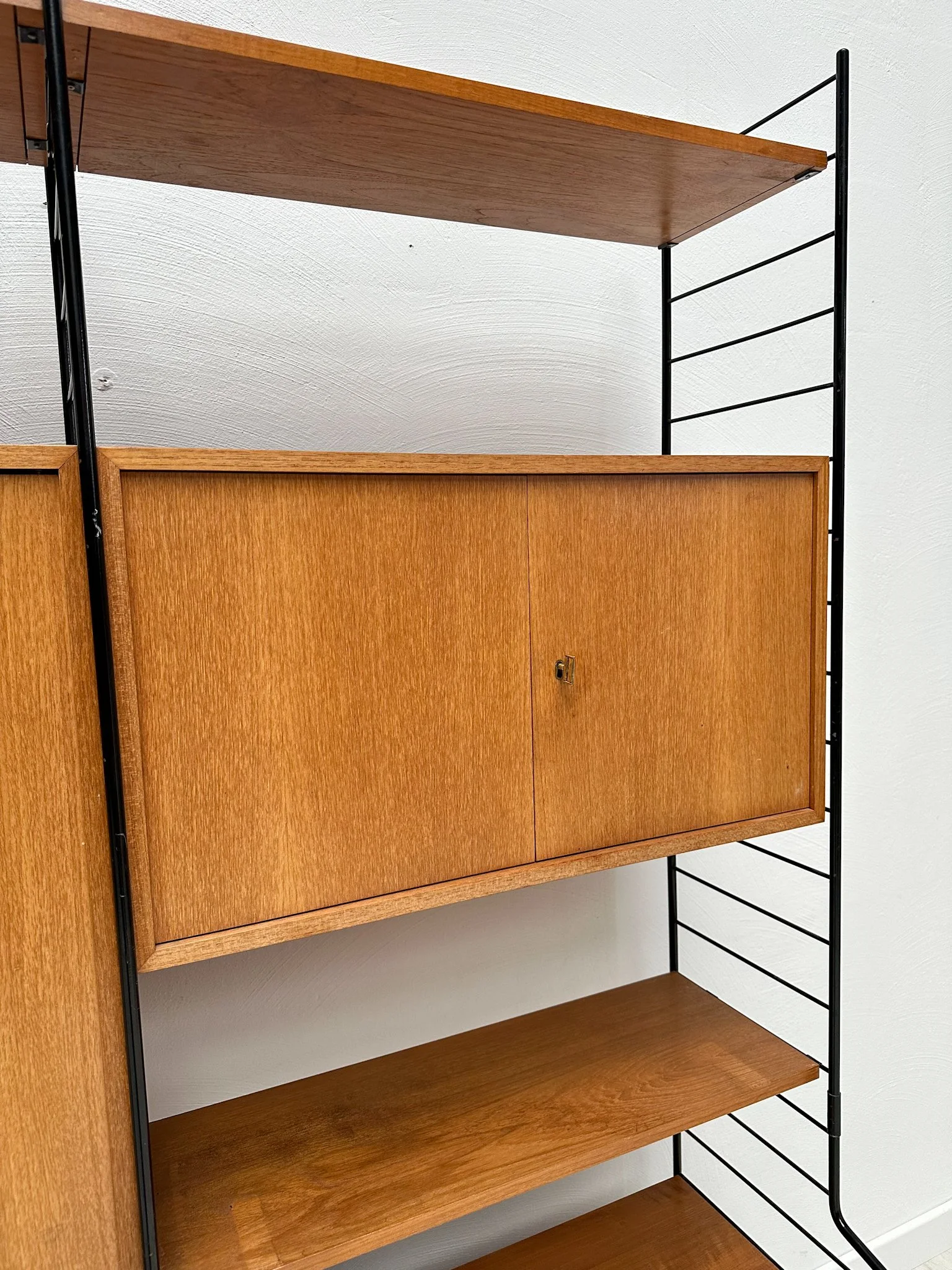 1960s Vintage Freestanding Teak Shelving System by WHB Germany – detail 9