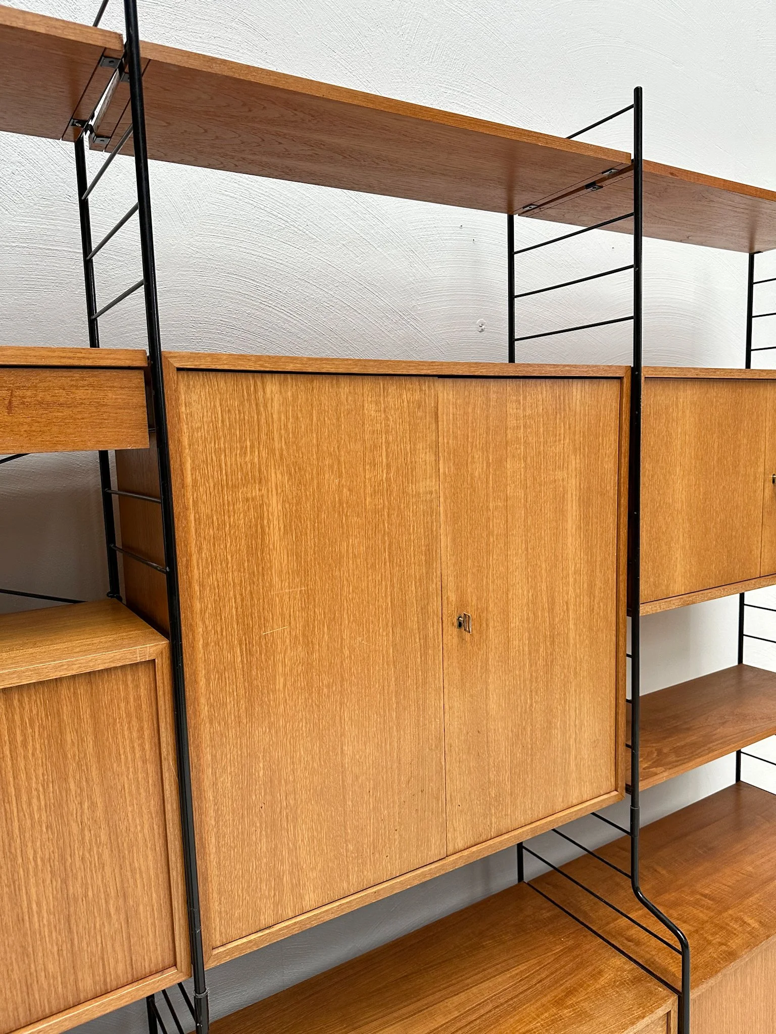 1960s Vintage Freestanding Teak Shelving System by WHB Germany – detail 8