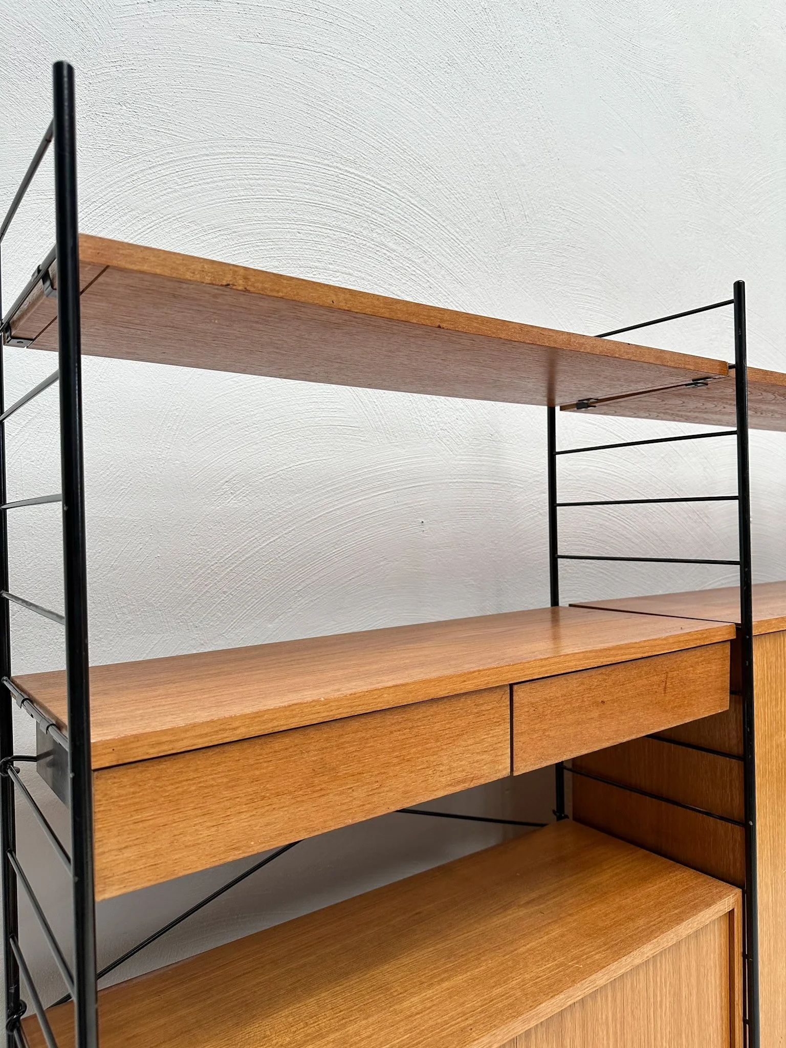 1960s Vintage Freestanding Teak Shelving System by WHB Germany – detail 6