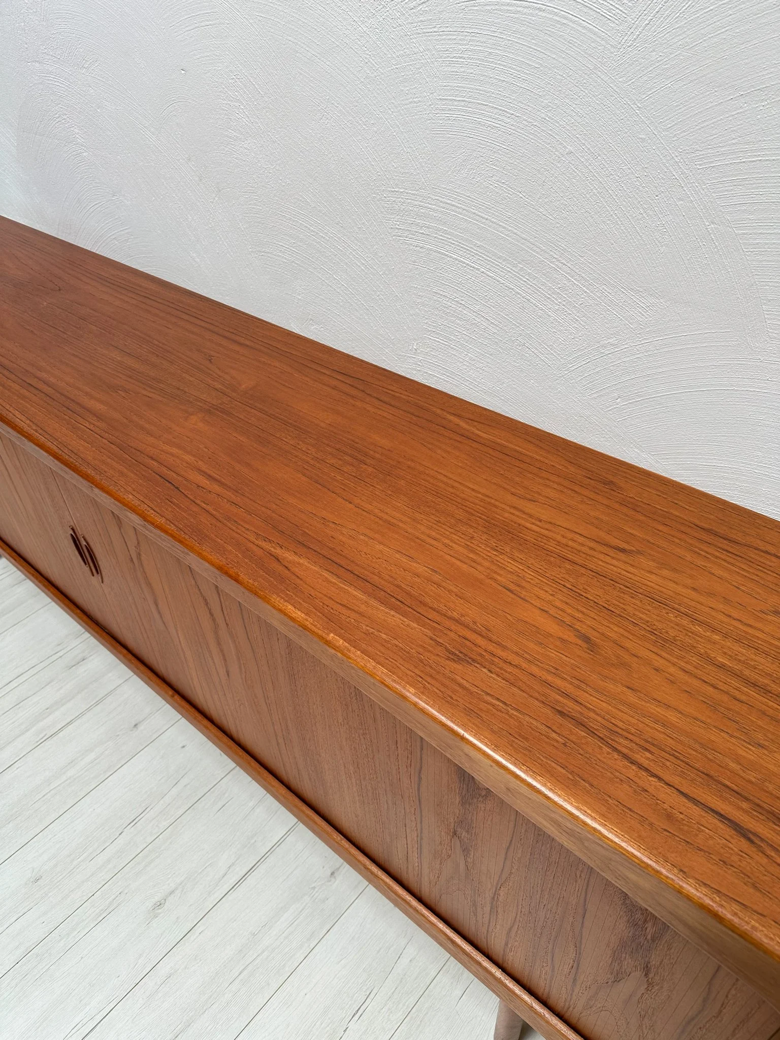 1960s Vintage Large Danish Design Teak Sideboard with Tambour Doors – detail 11