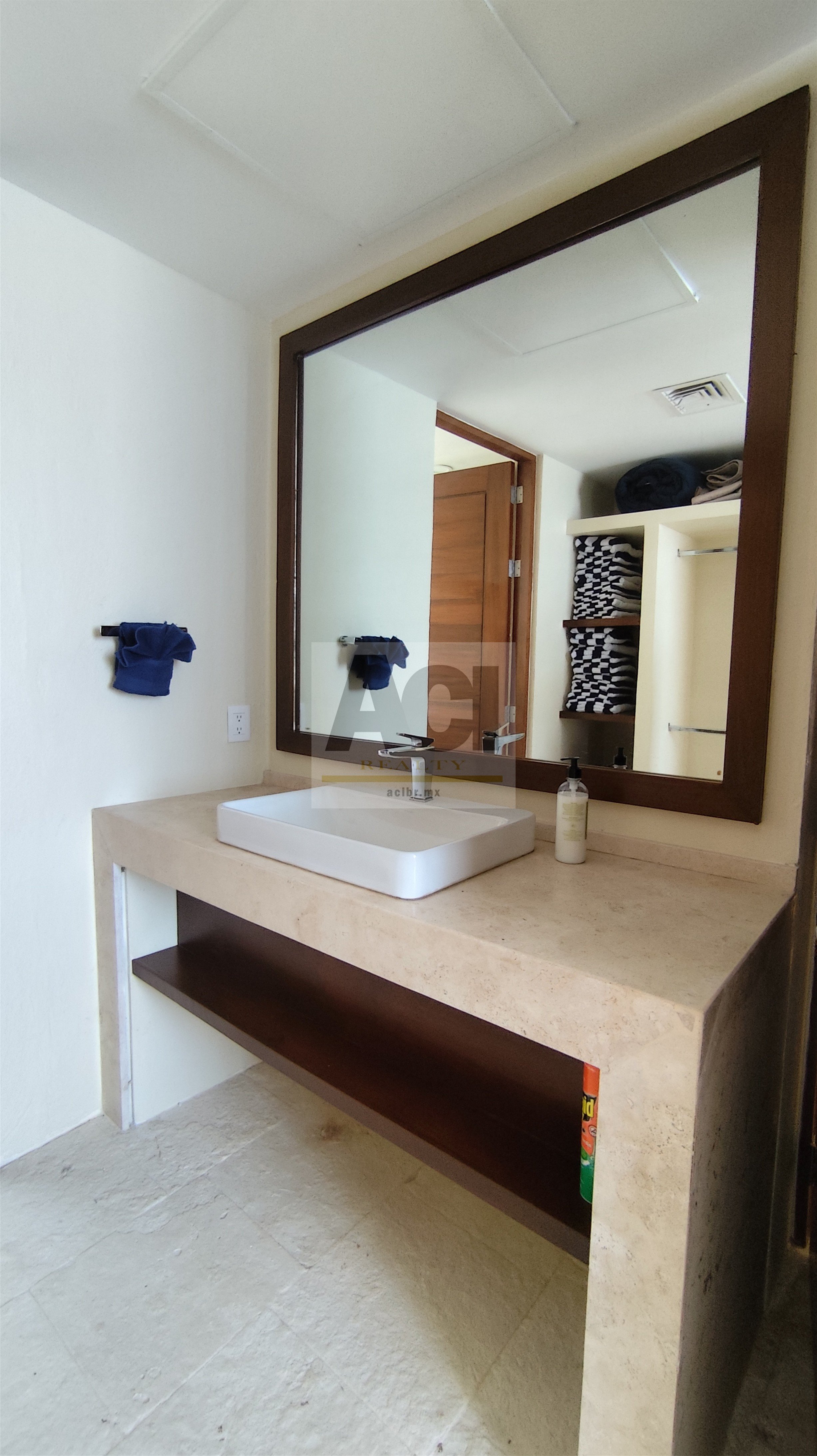420 260601 ACI Bienes Raíces Casa Real Diamante_27.jpg