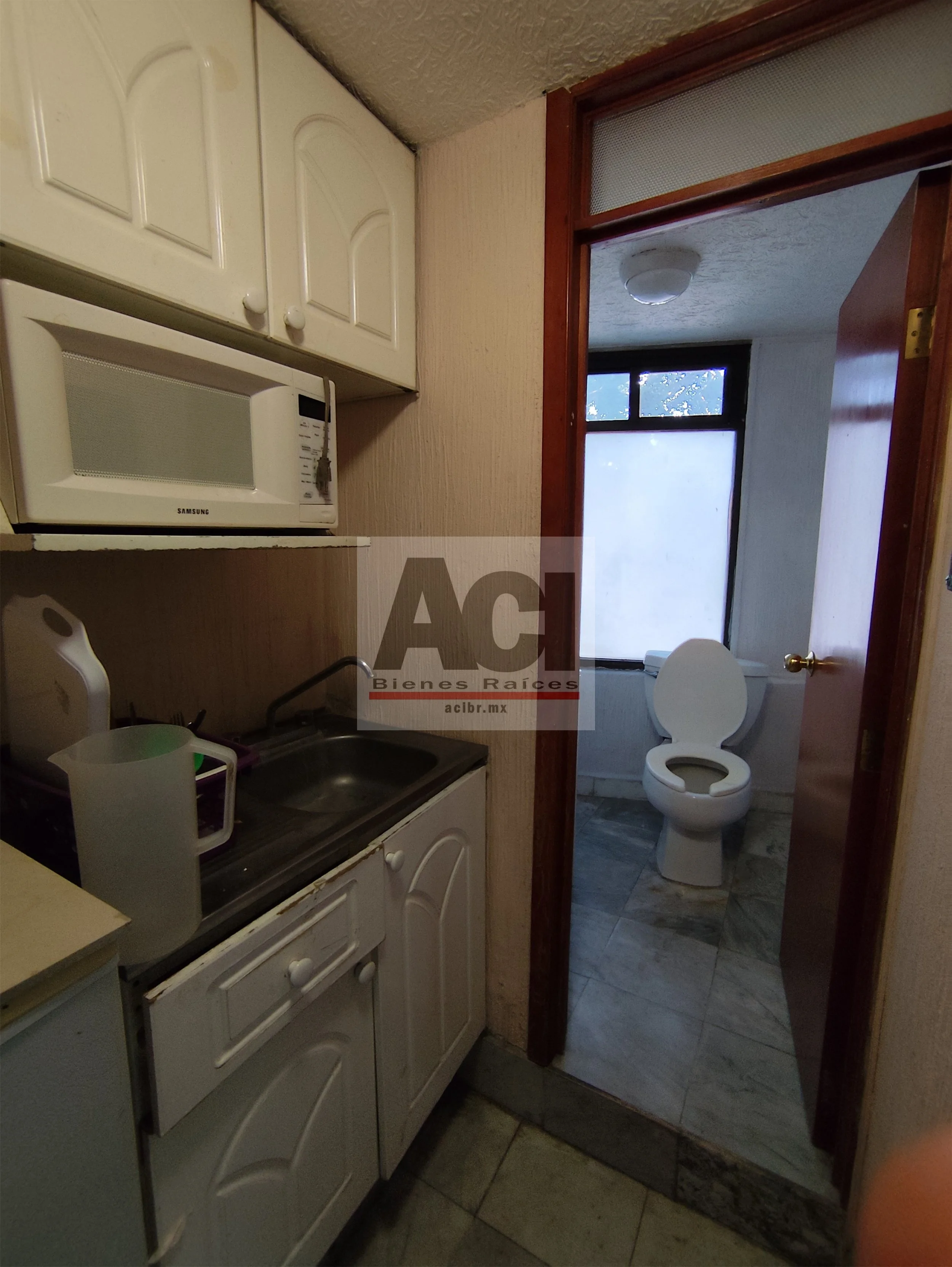 240 ACI Bienes Raíces Oficinas Universidad_13.jpg