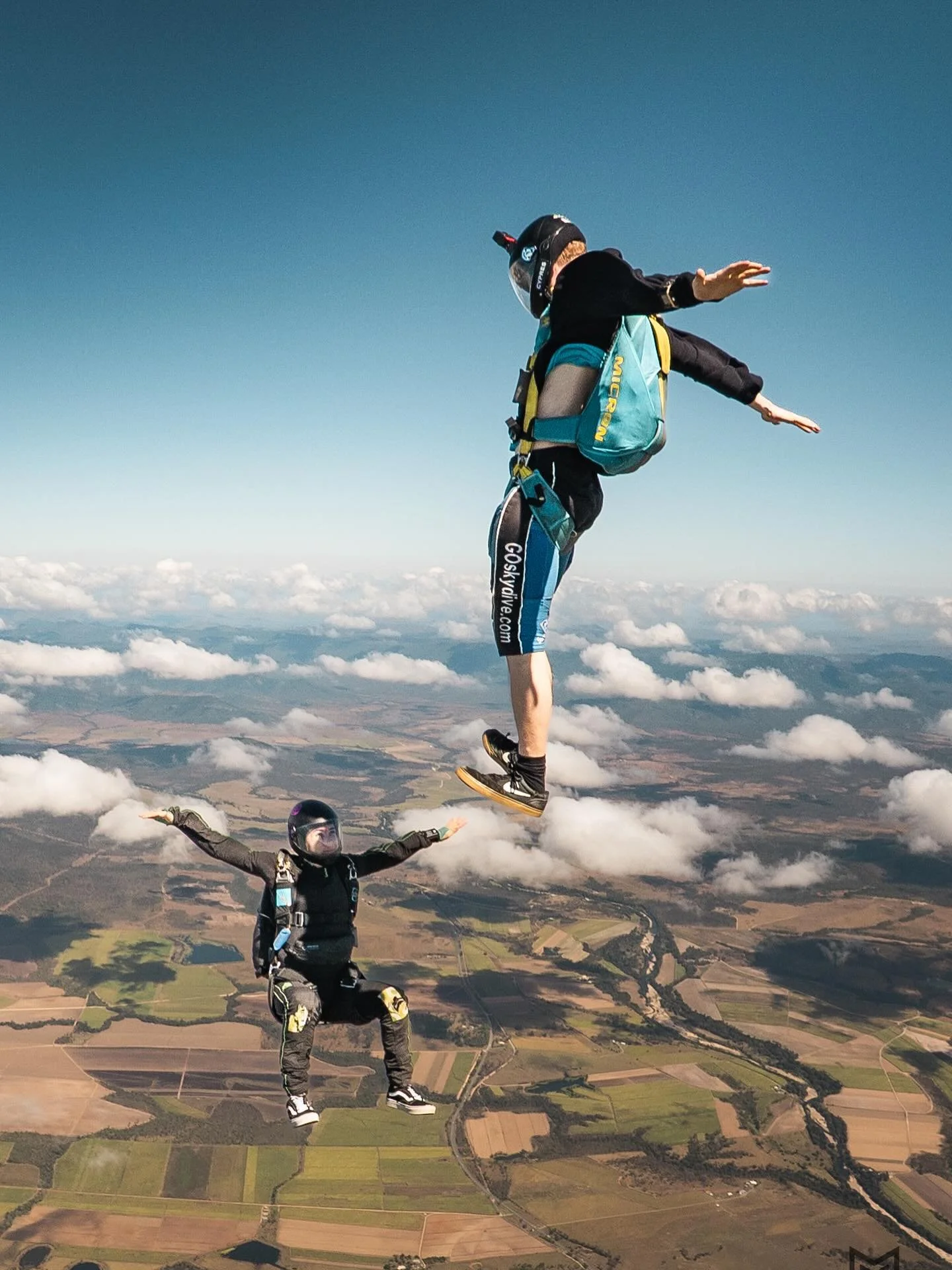 First few frames with my camera ! Fun day with the SKYONE Airlie family 💙