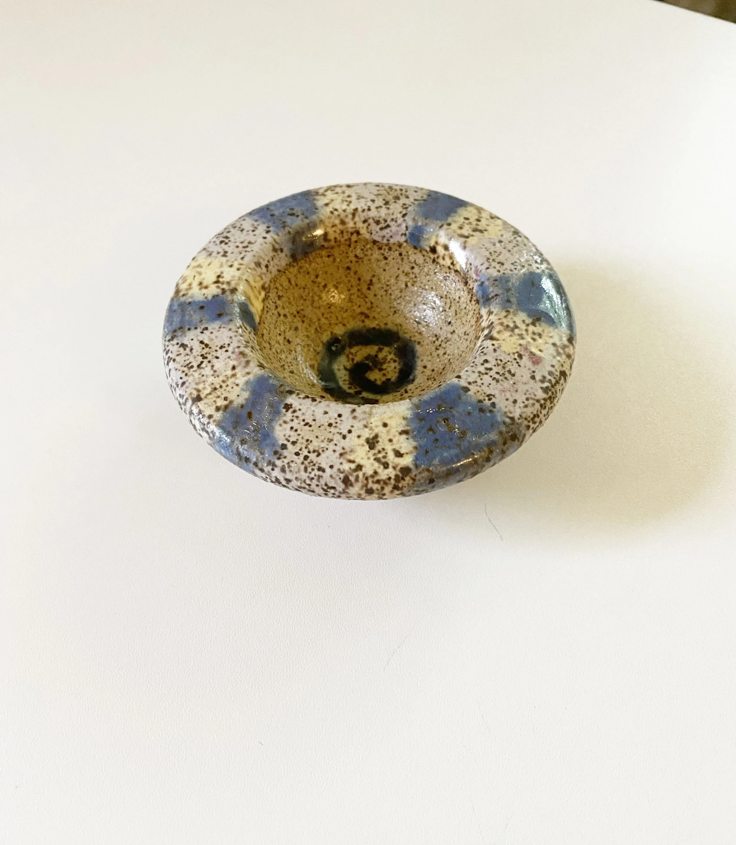 Ashtray1.jpg