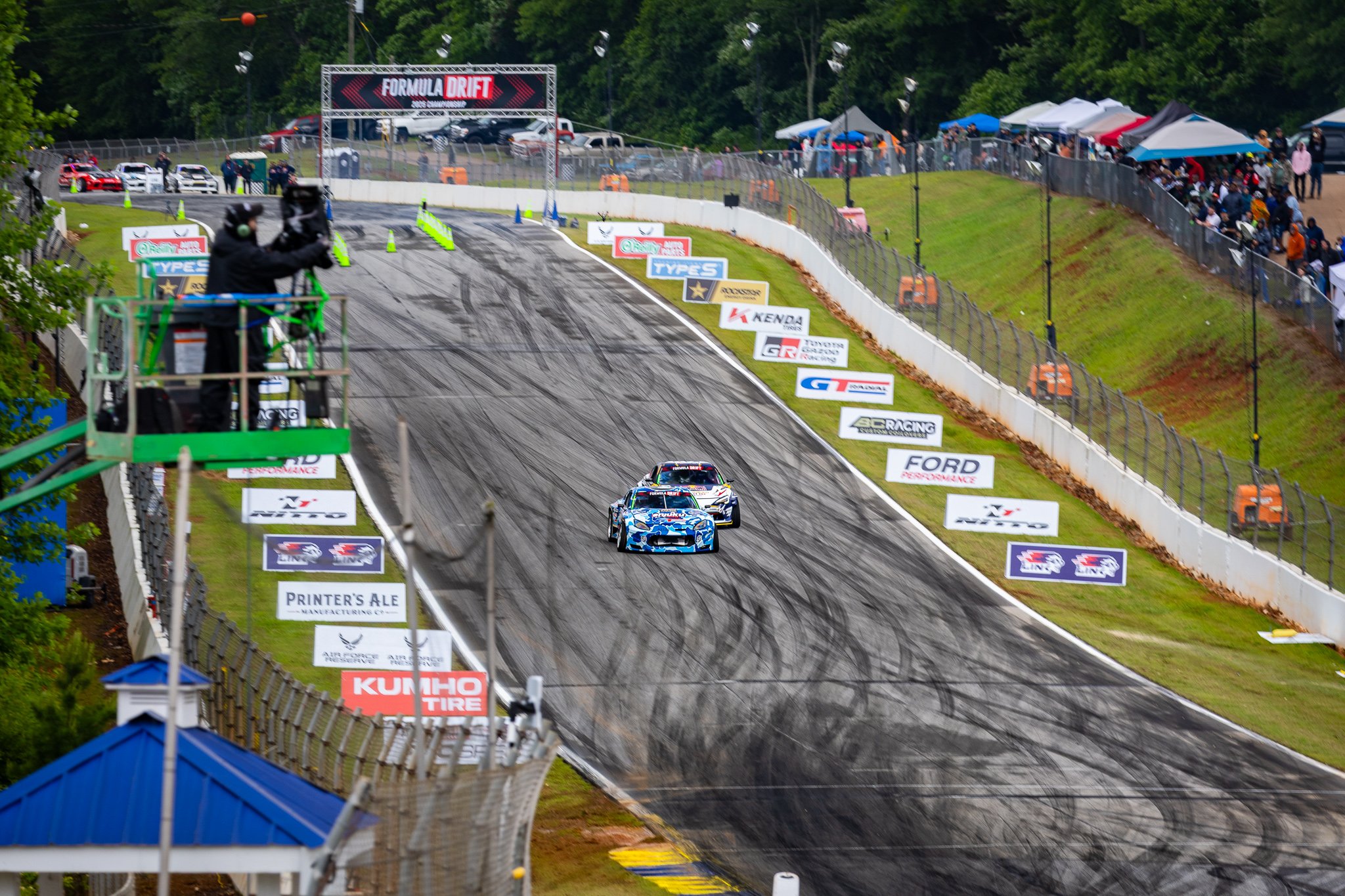 WHAT KEEPS ATLANTA DRIFTING ALIVE