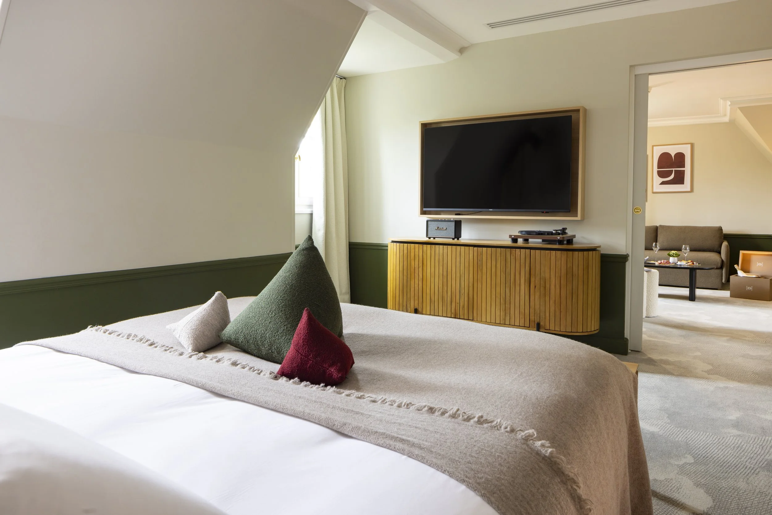 La Briqueterie luxury hotel champagne epernay vertu hotels