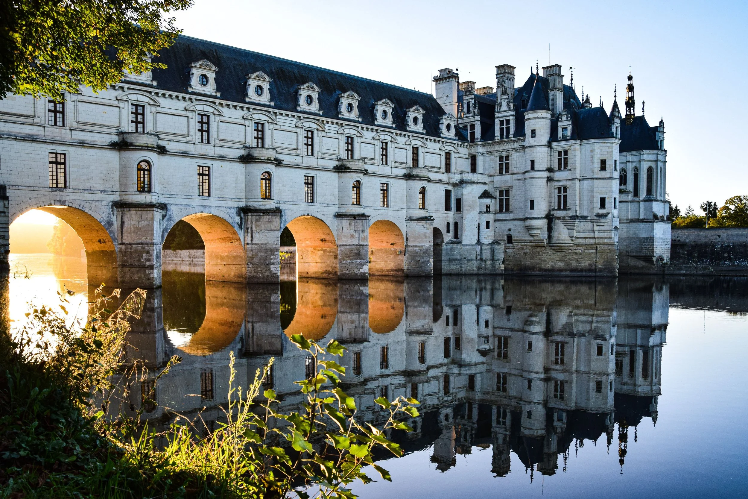 Loire Valley travel guide, 5-star fleur de loire hotel VERTU Hotels