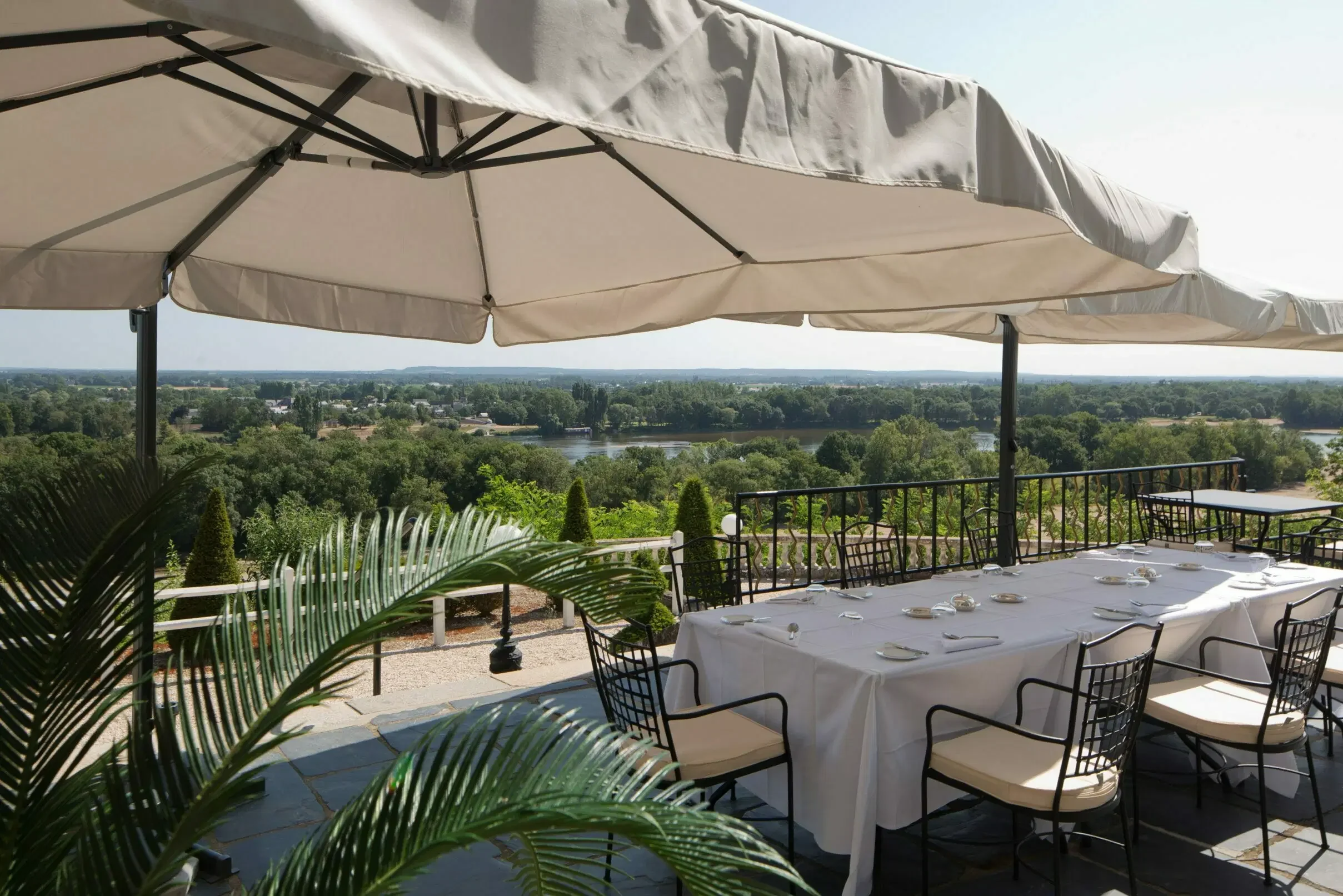 event seminar meetings france loire valley castle