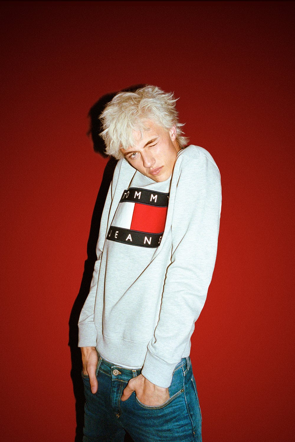 Tommy Hilfiger Revives the 90s With Tommy Jeans Collection