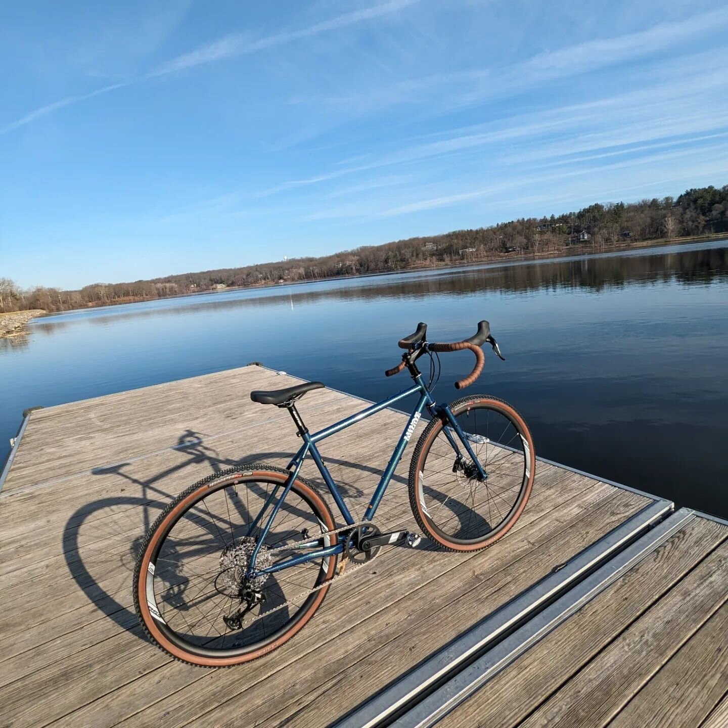 New @wilde.bikes Rambler out in the wild this morning, cruising along the Huron River and taking a tour of the docks. Pretty impressed with how this bike rides. Wilde really found the perfect balance between agility and stability. This bike simply cr